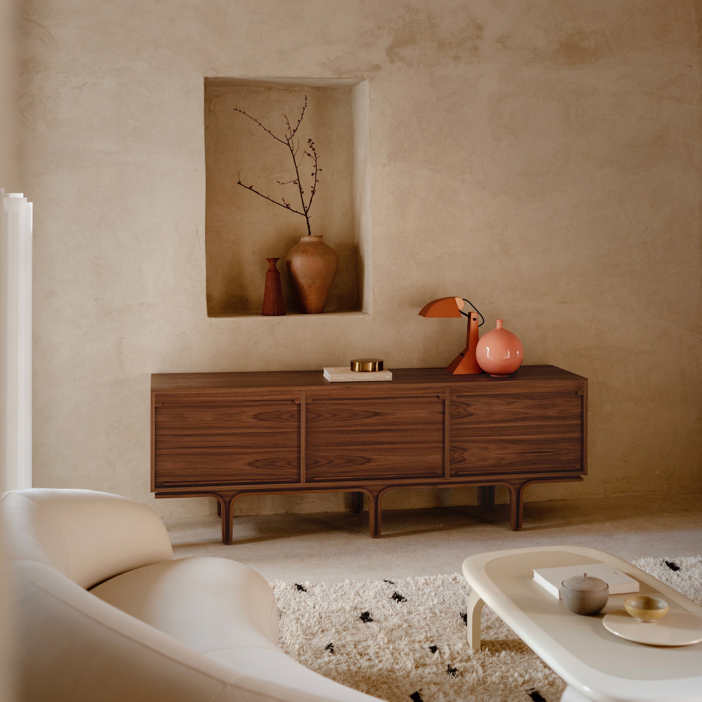 Cabinets & Sideboards