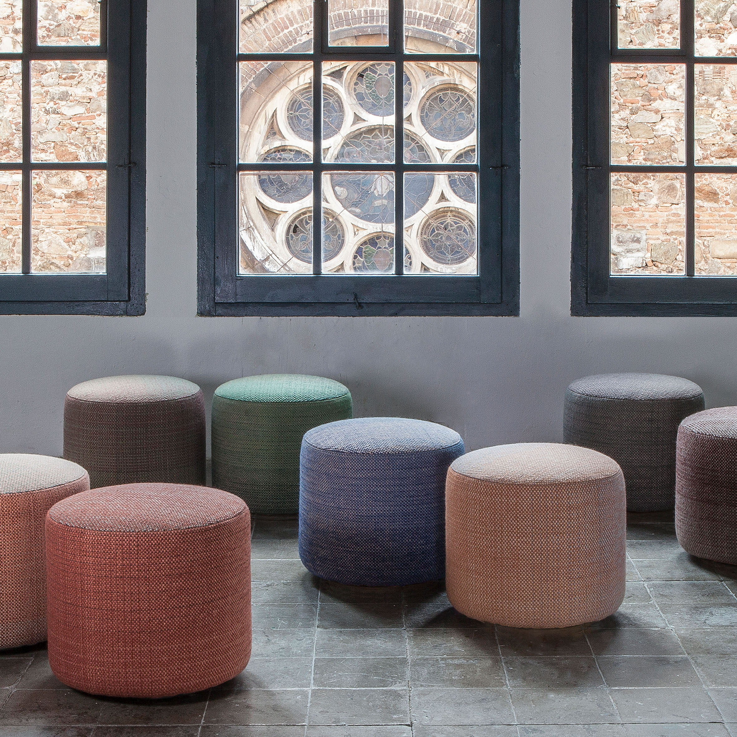 Ottomans & Poufs