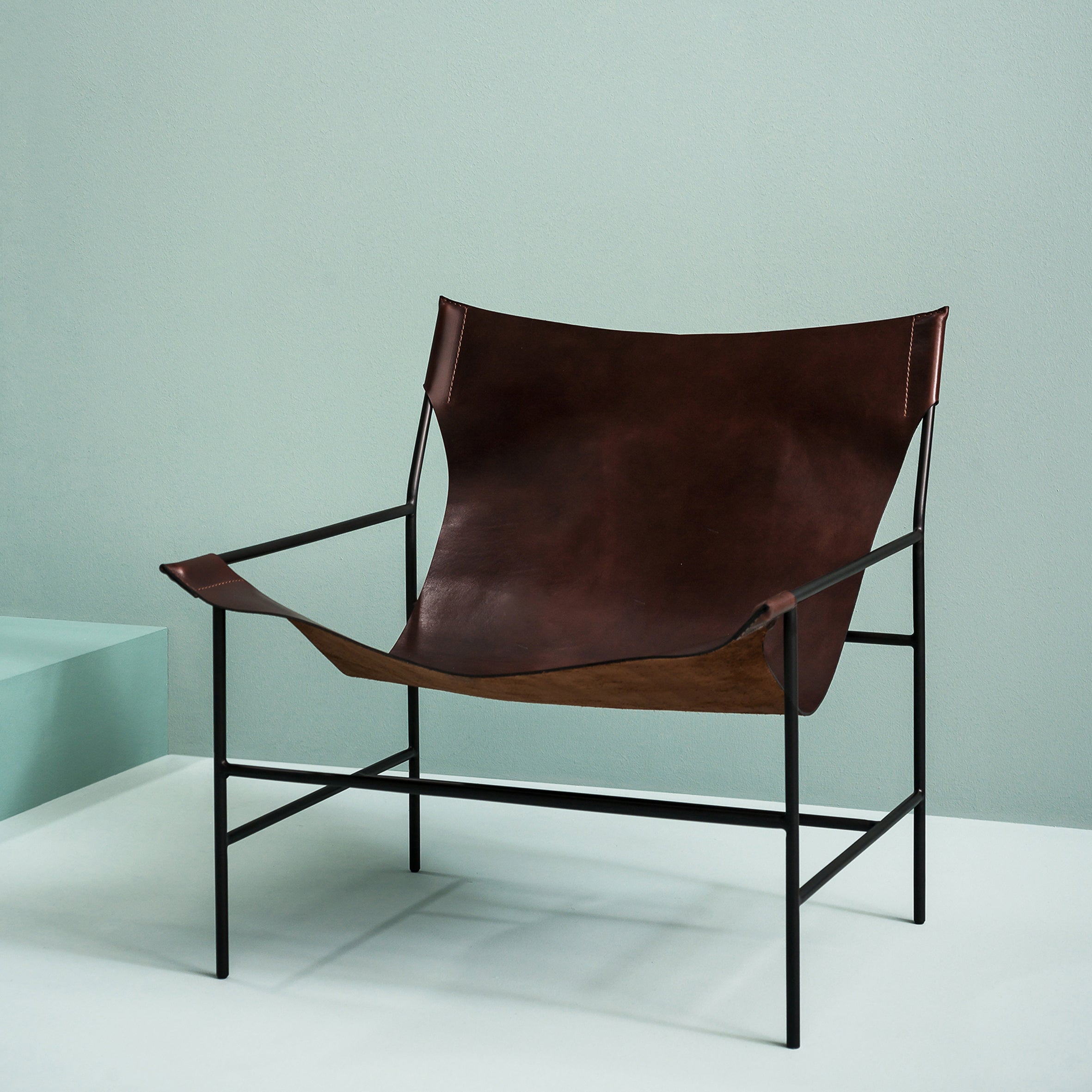 Leggia Lounge Chair