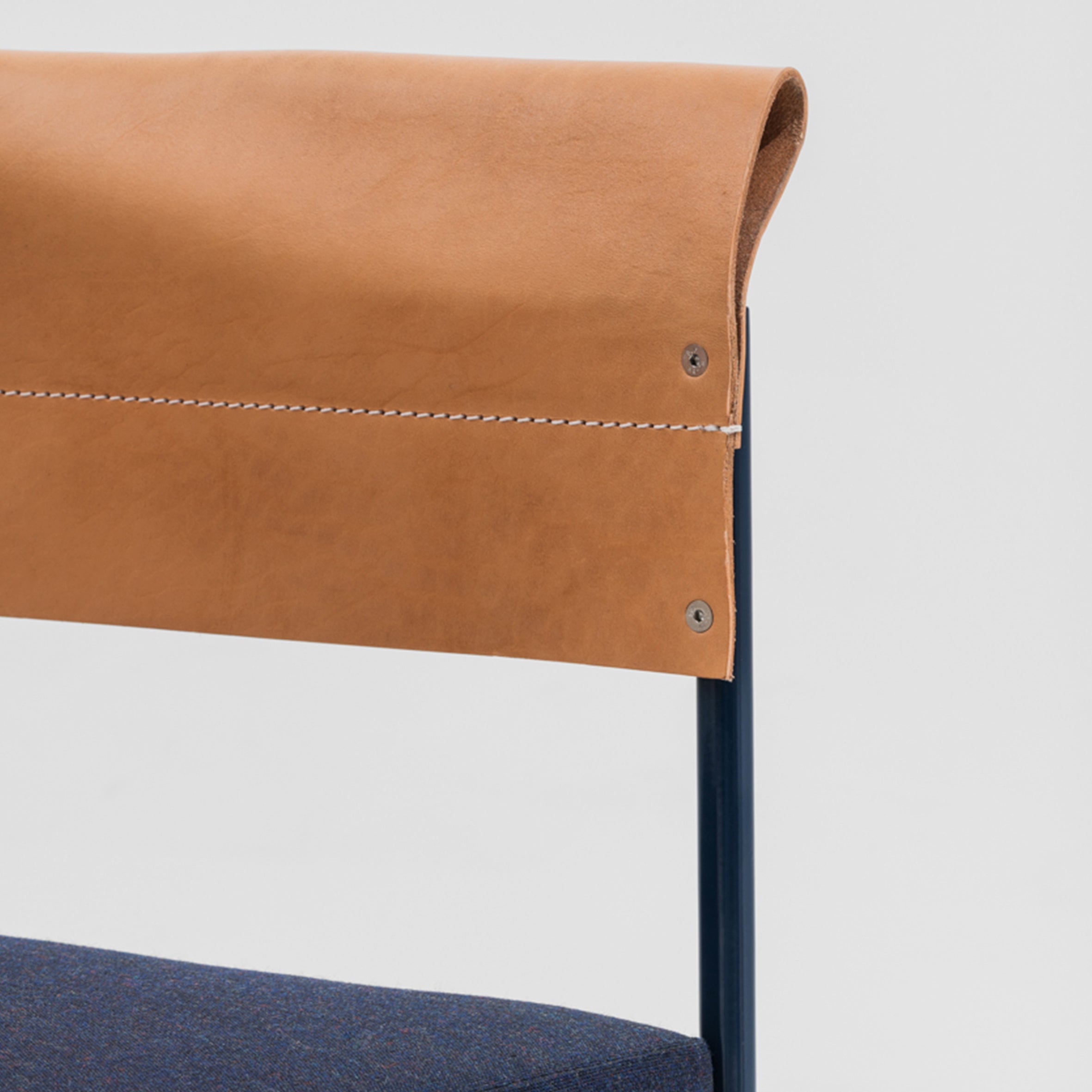Gomito Armchair