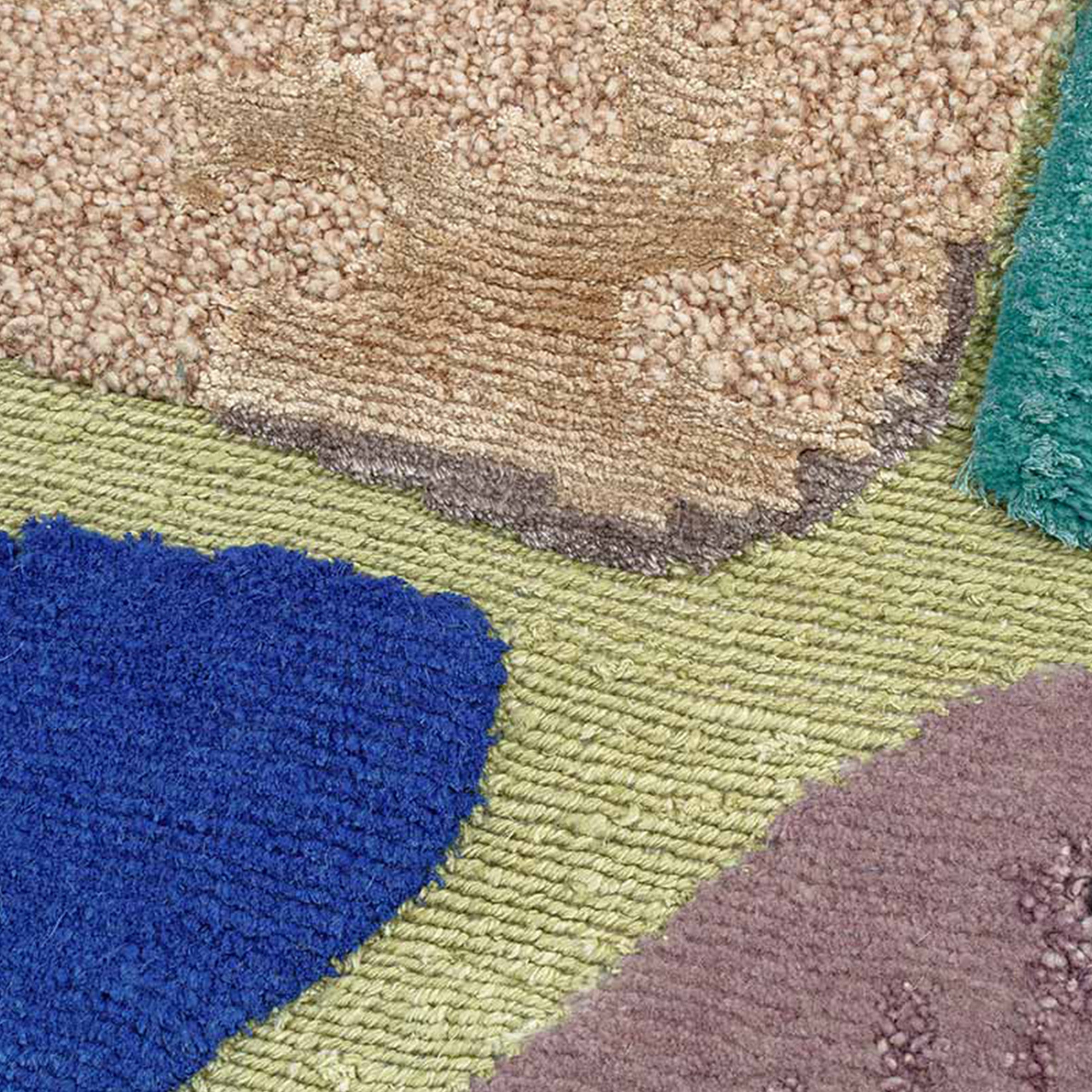 Corazones Liliana Rug