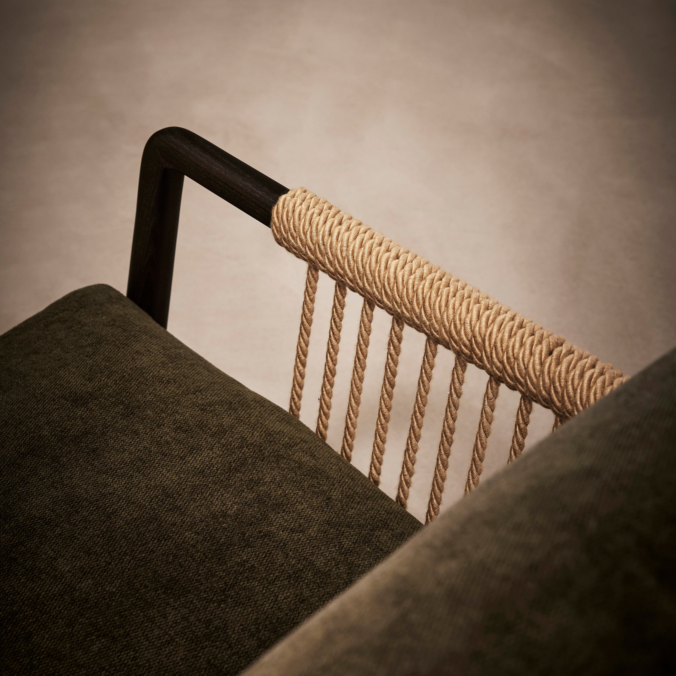 Sunday Lounge Chair