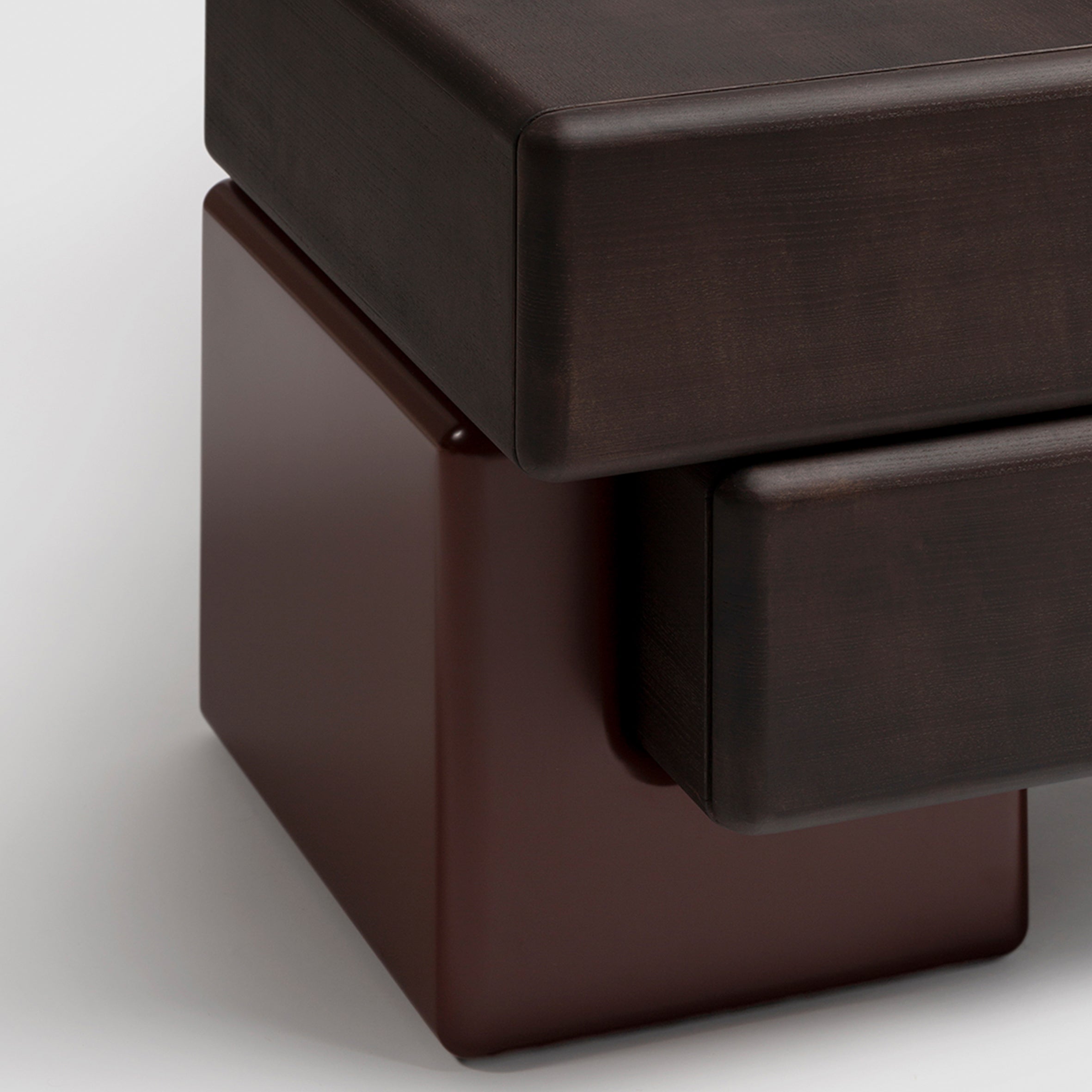 Brick D Chest of Drawers
