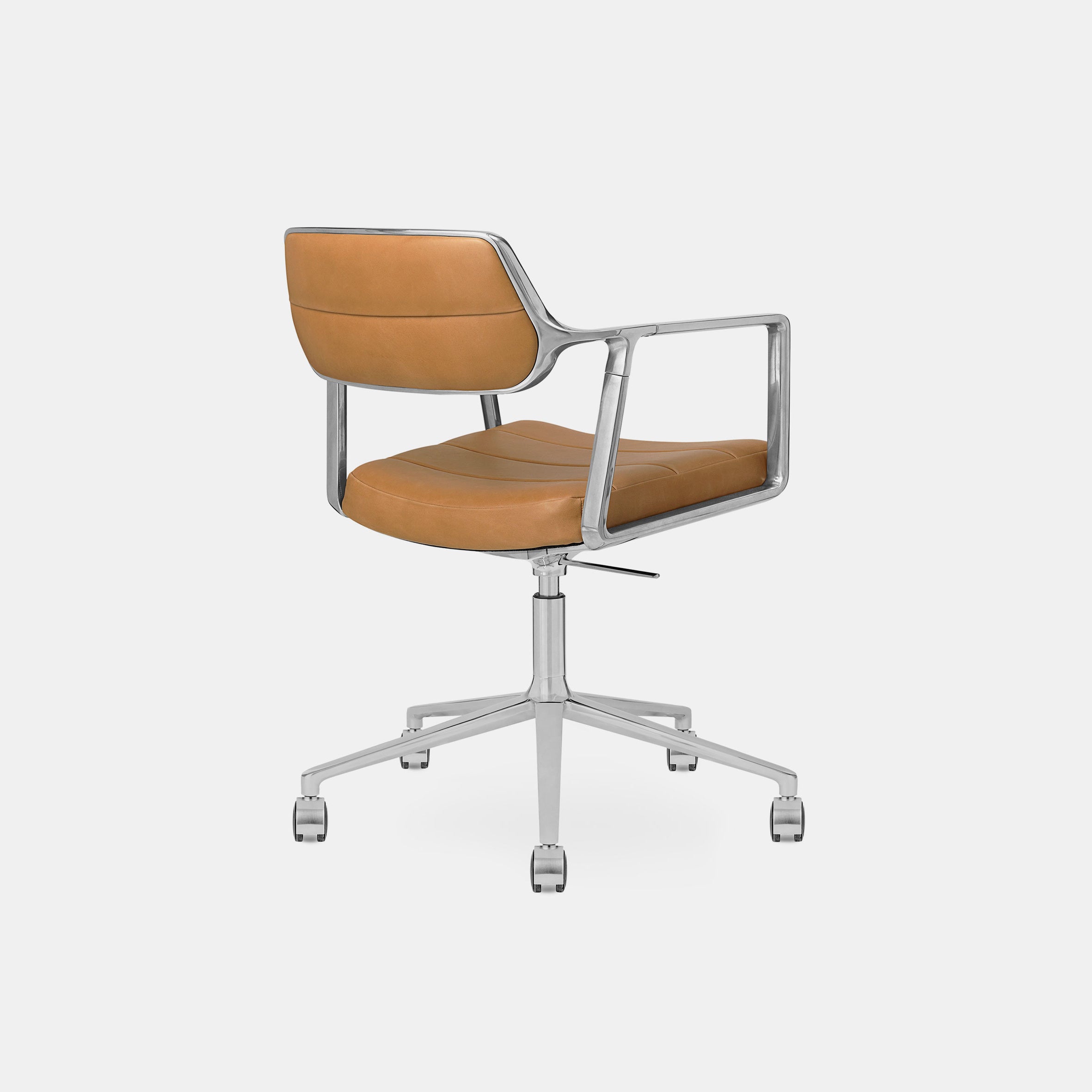 Vipp453+ Swivel Chair