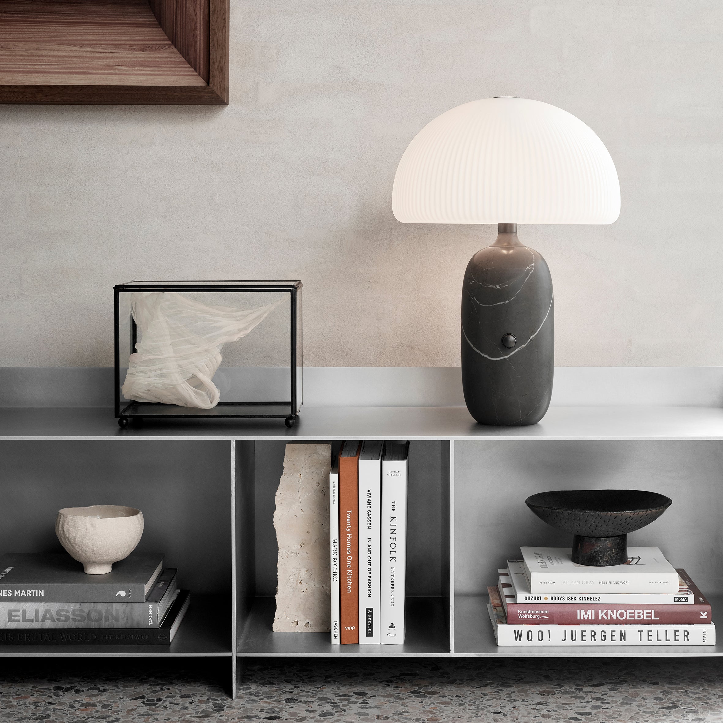 Sculpture Table Lamp