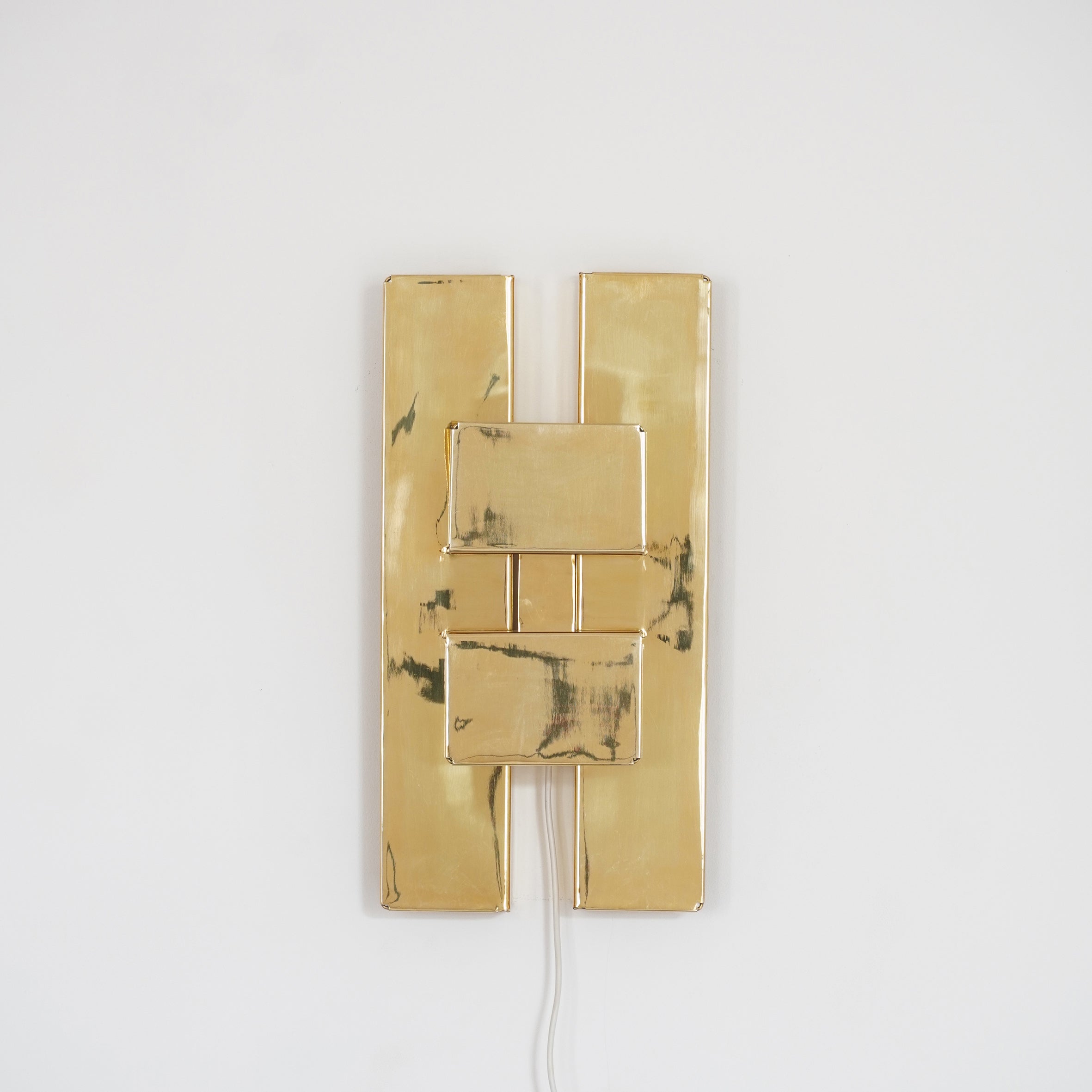 Modhera Long Wall Light