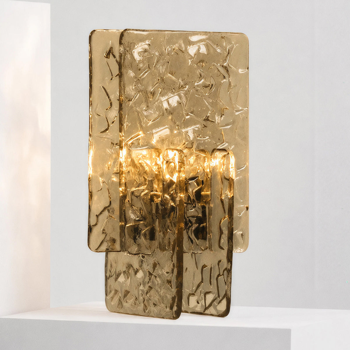 Linetta Table Lamp