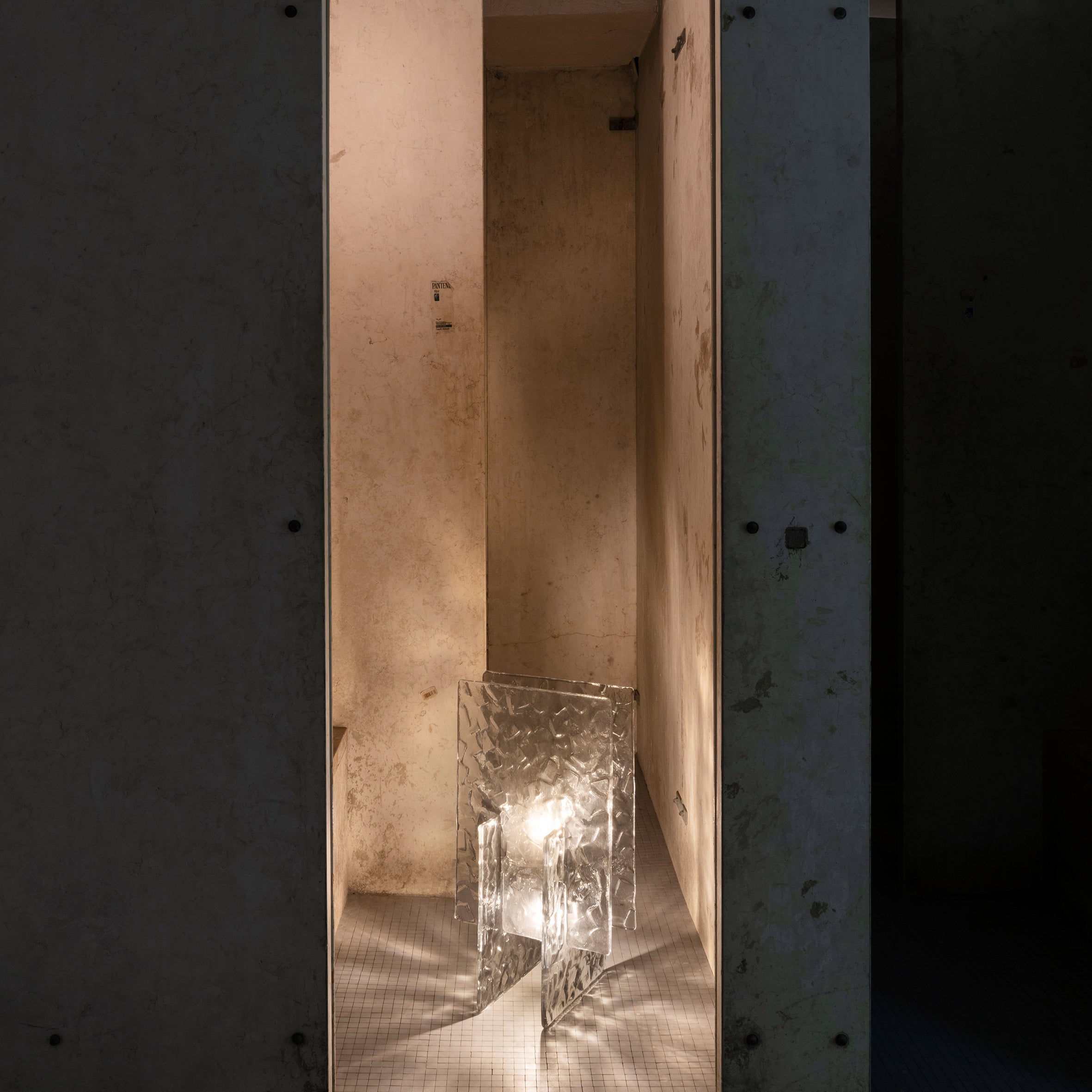 Linetta Table Lamp