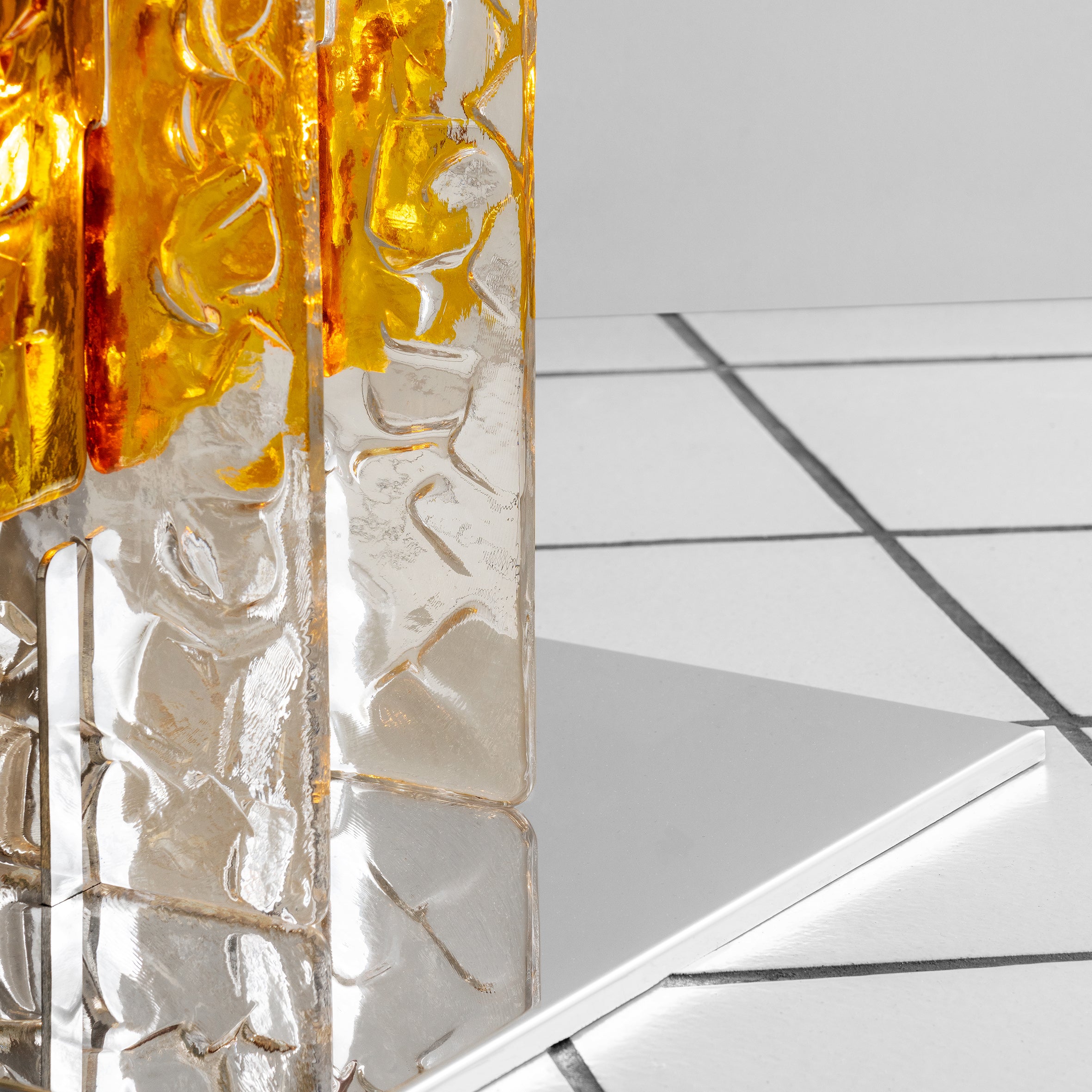 Lina Totem Floor Lamp