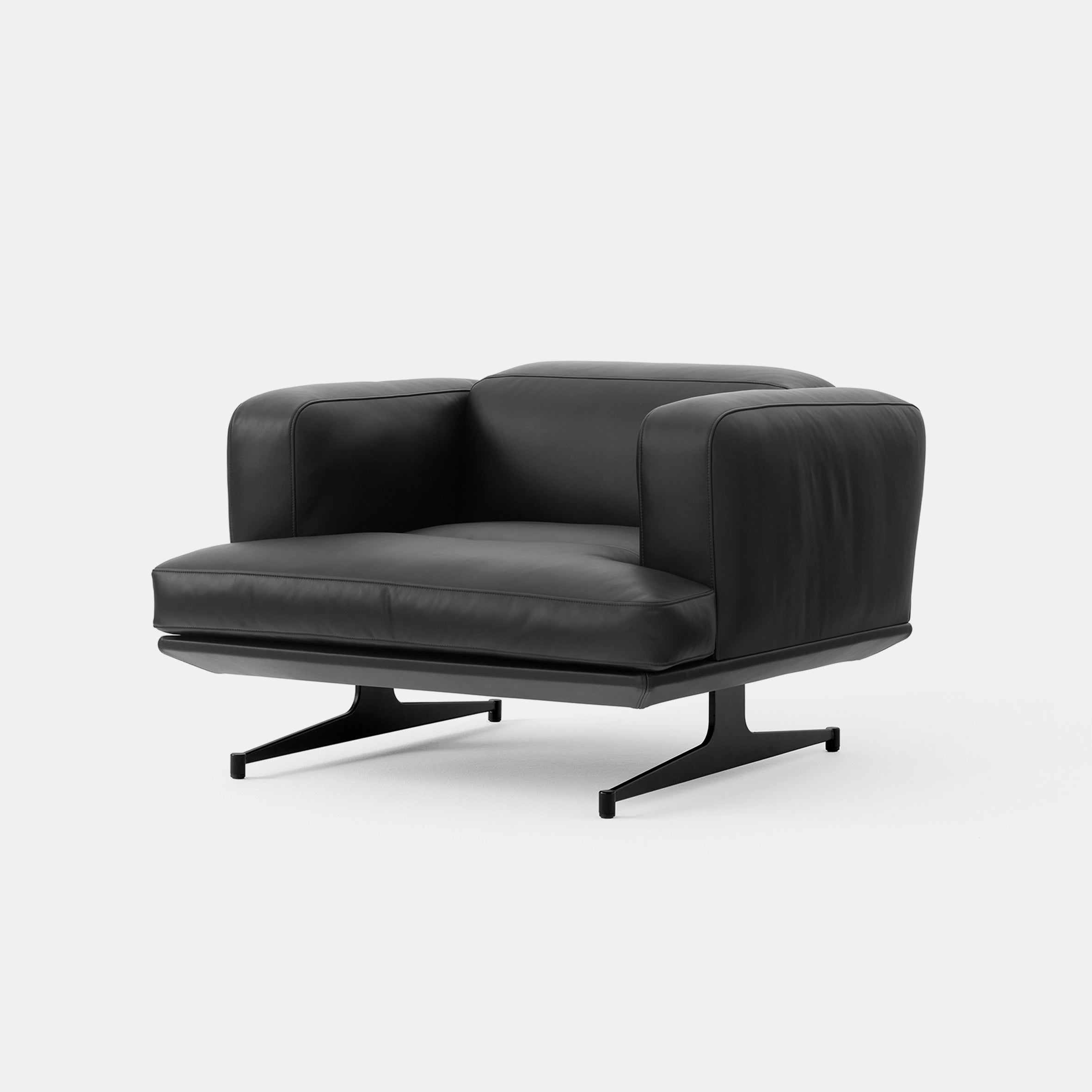 Inland Lounge Chair AV21