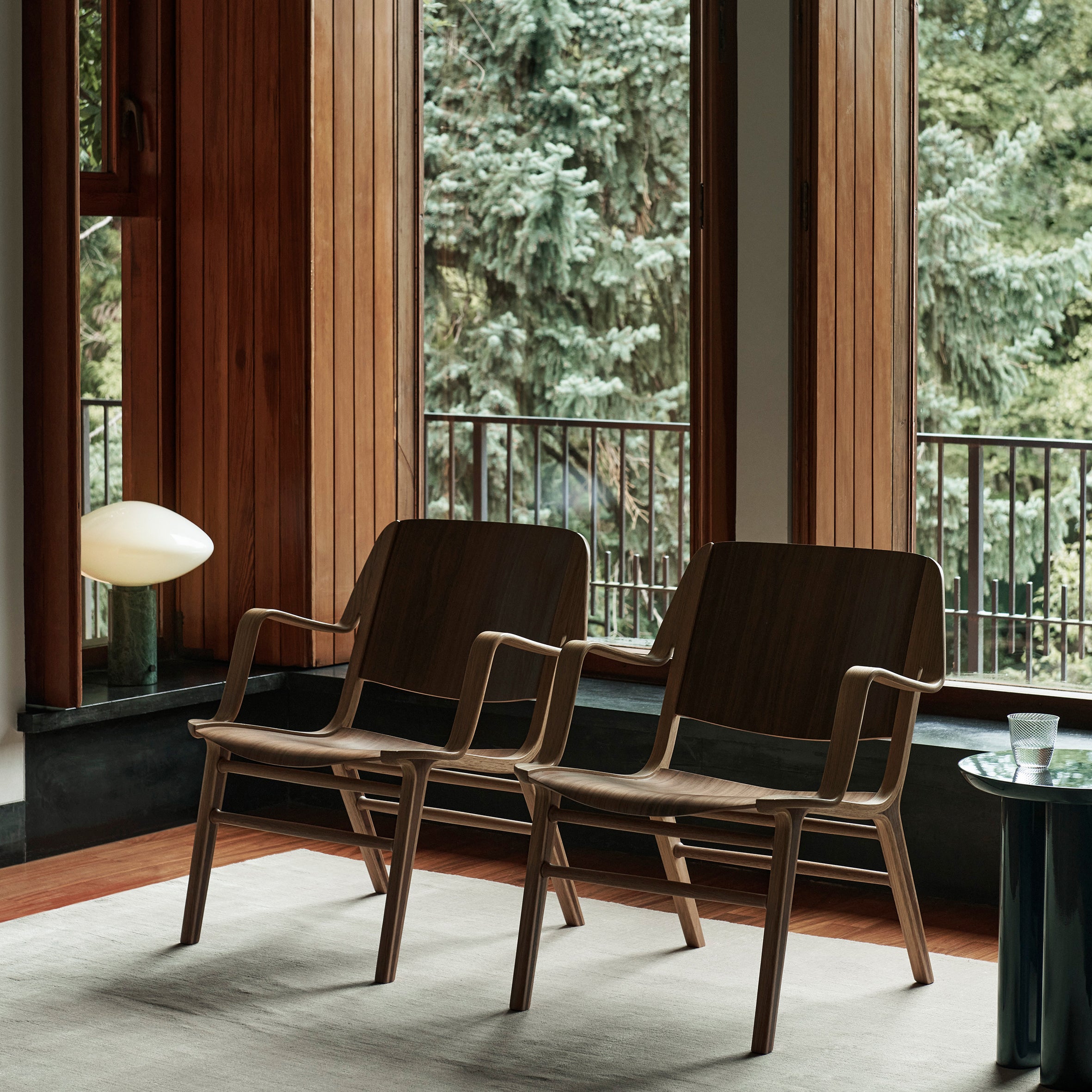 AX Lounge Chair HM11