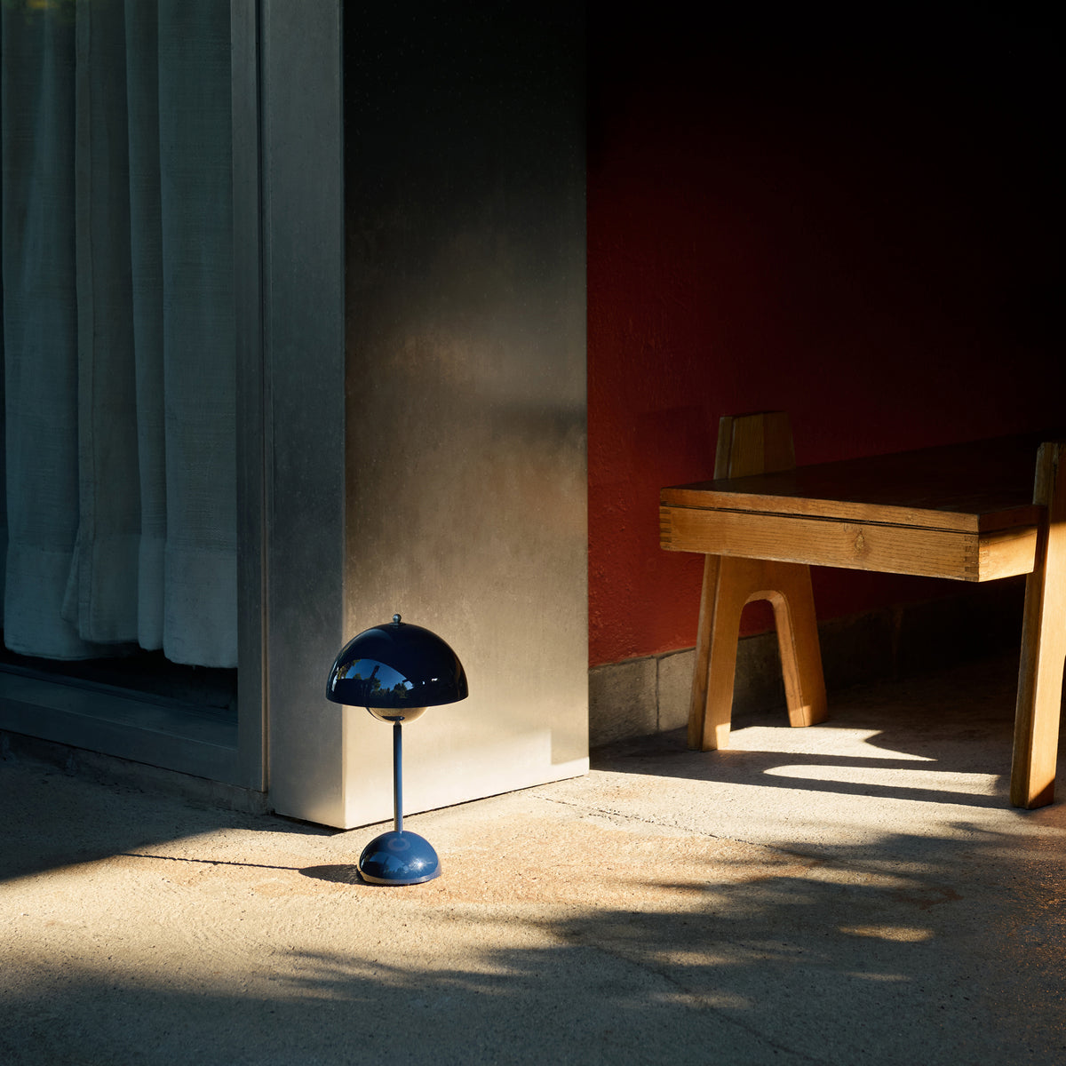 Flowerpot Portable Lamp VP9