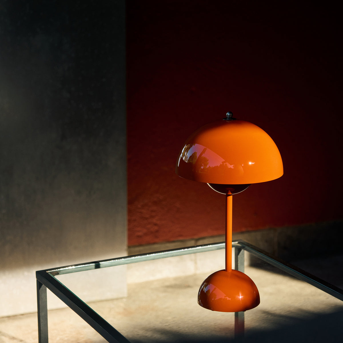 Flowerpot Portable Lamp VP9