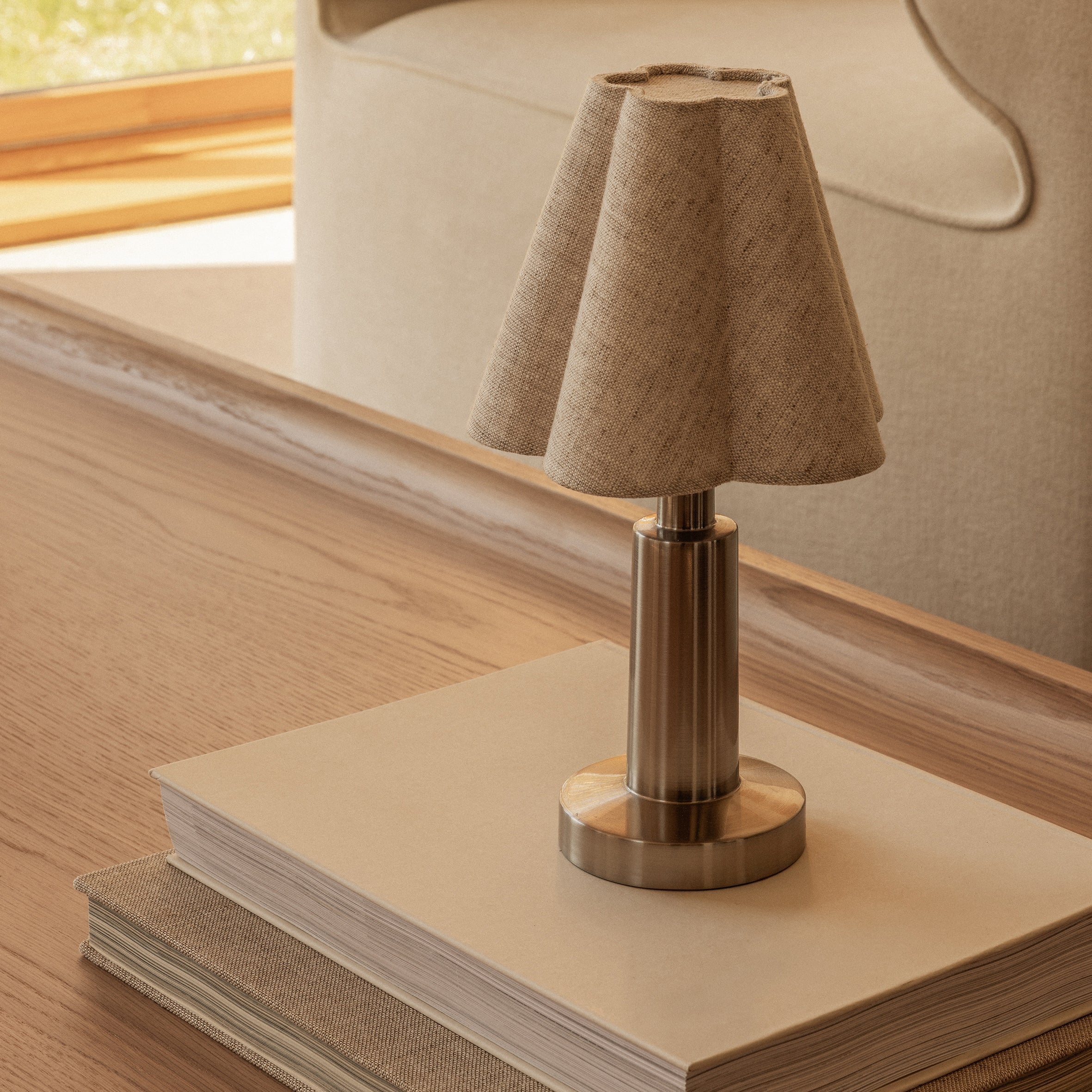 Admiral Portable Lamp