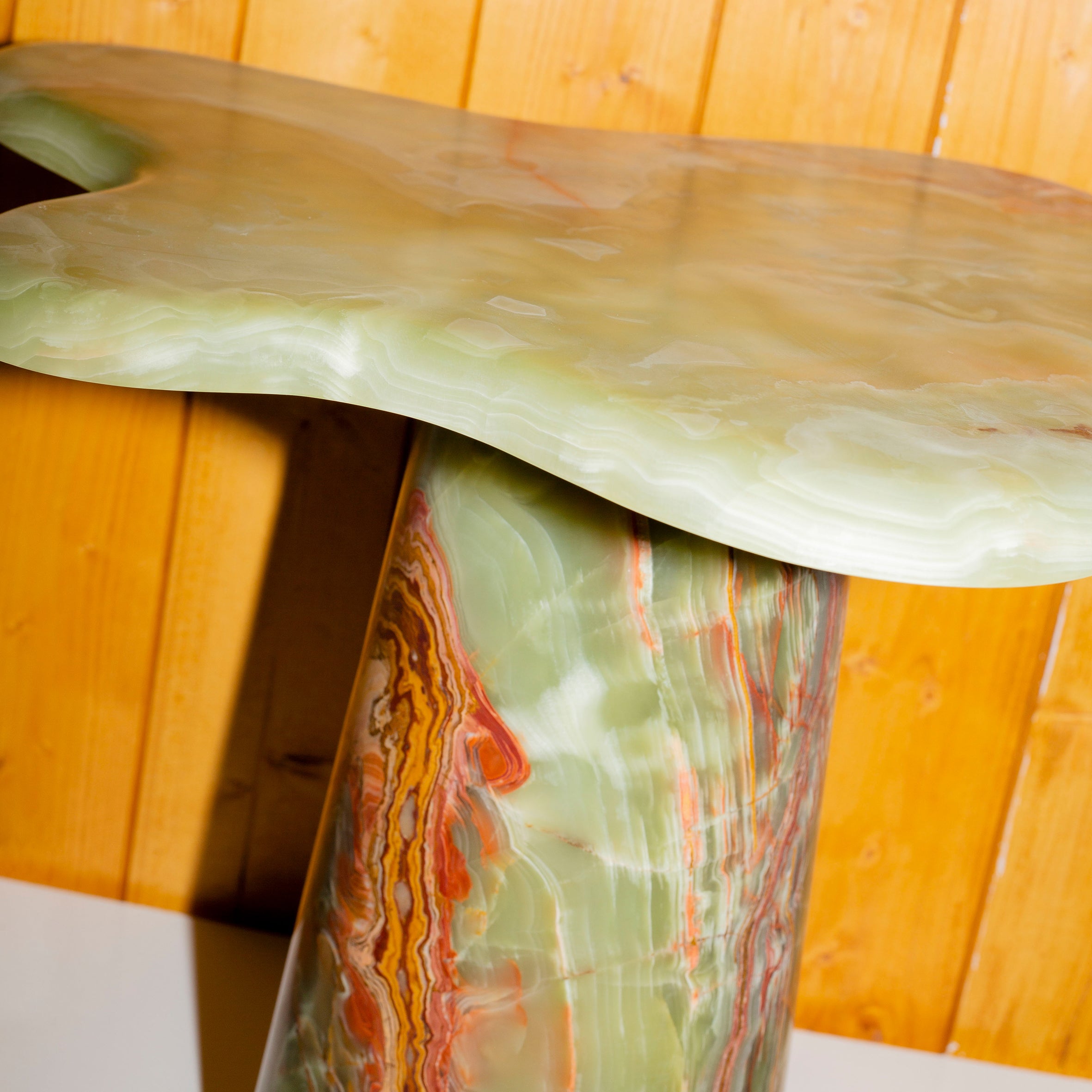 Ondamarmo Side Table - Onyx