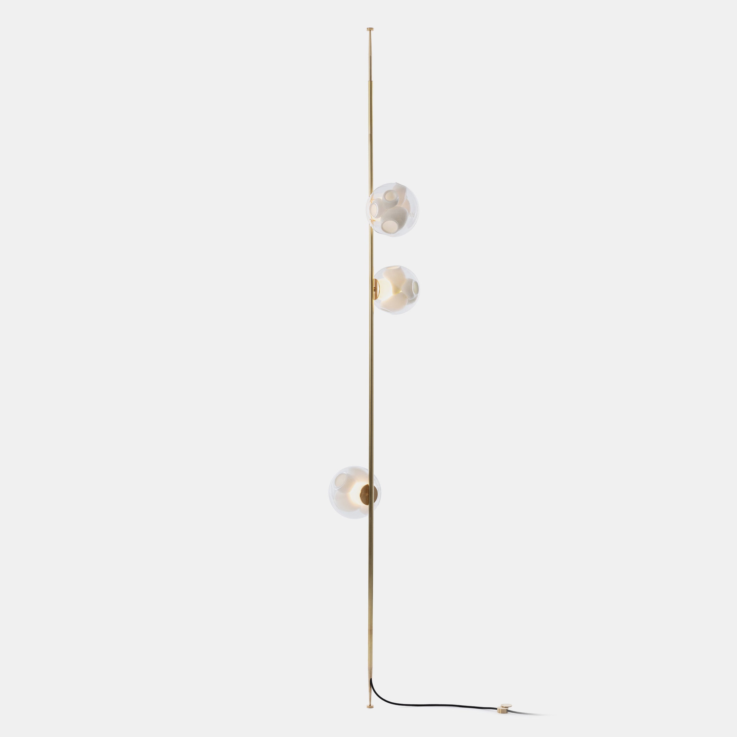 38V Floor-to-Ceiling Lamp