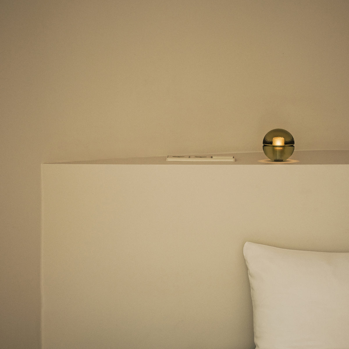 14p Portable Lamp