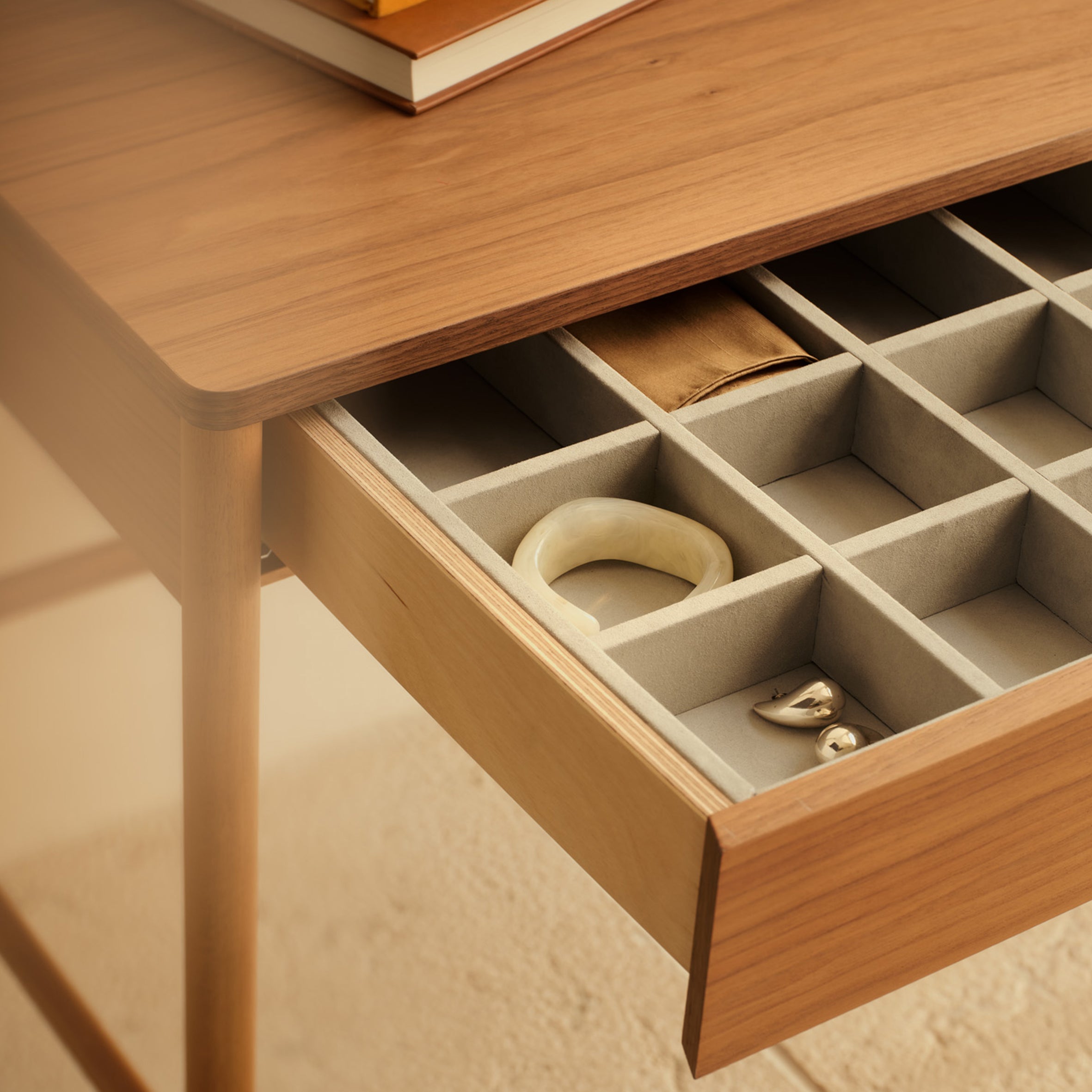 Flag Dressing Table