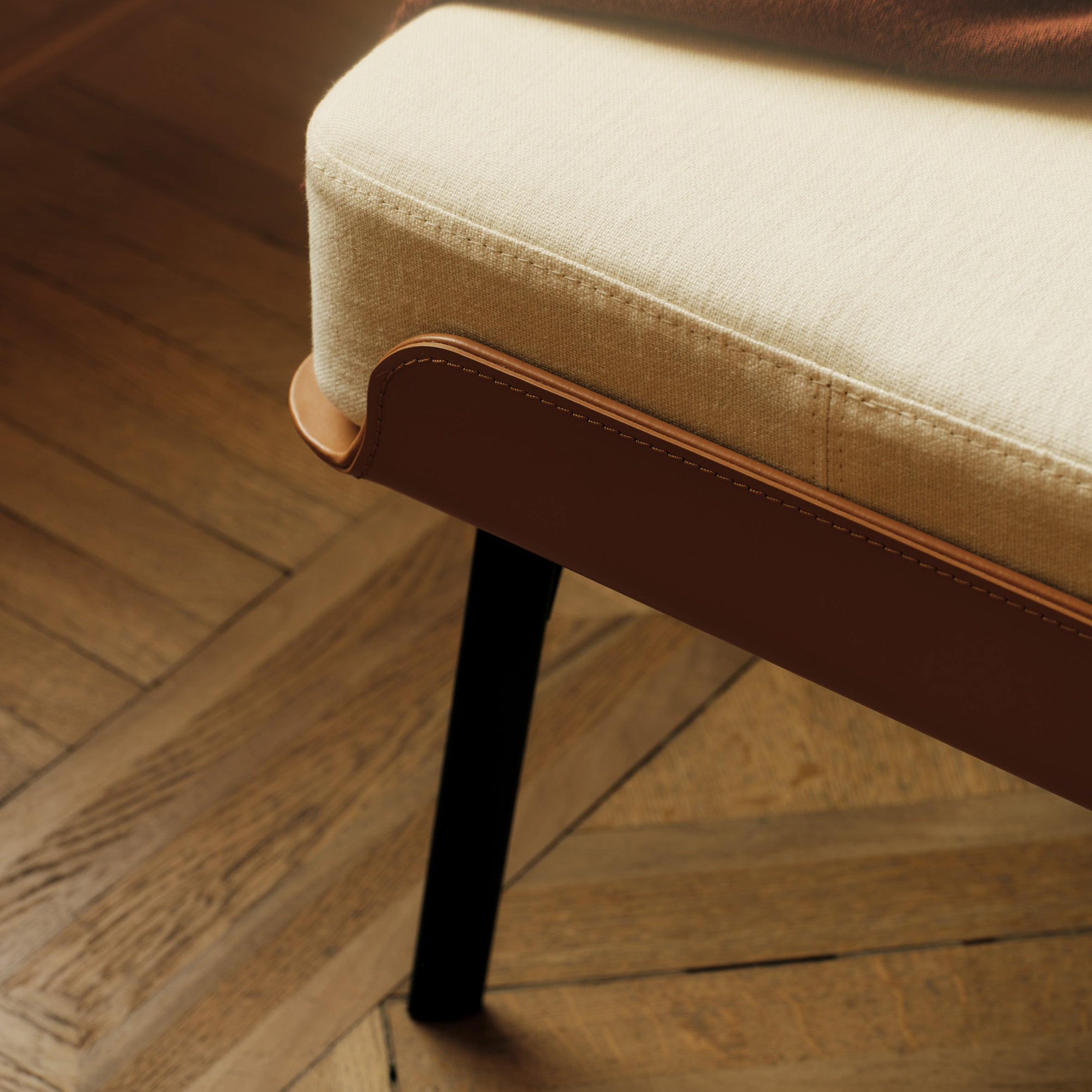 Gabri Bench
