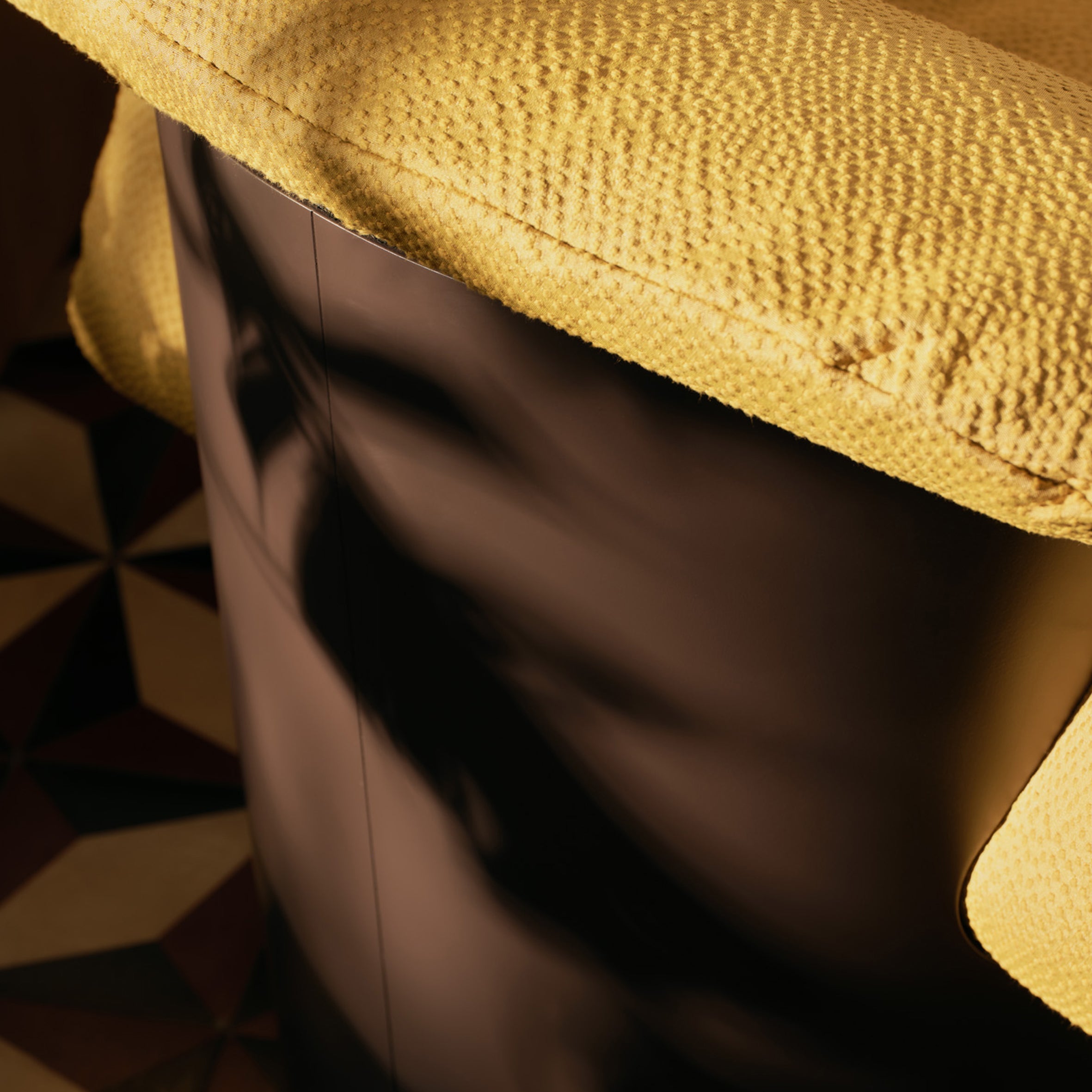 Lobo Chair