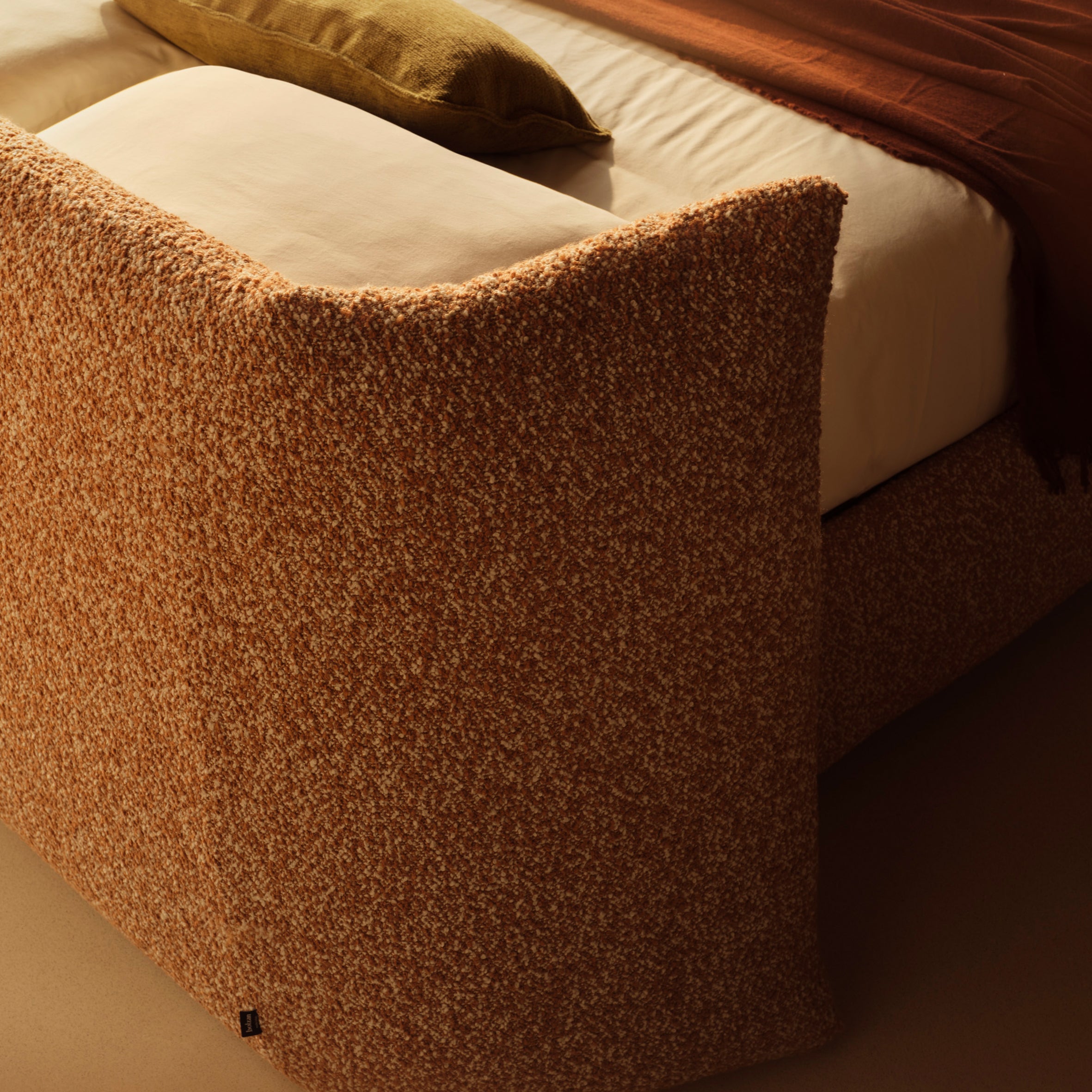 Milo Bed