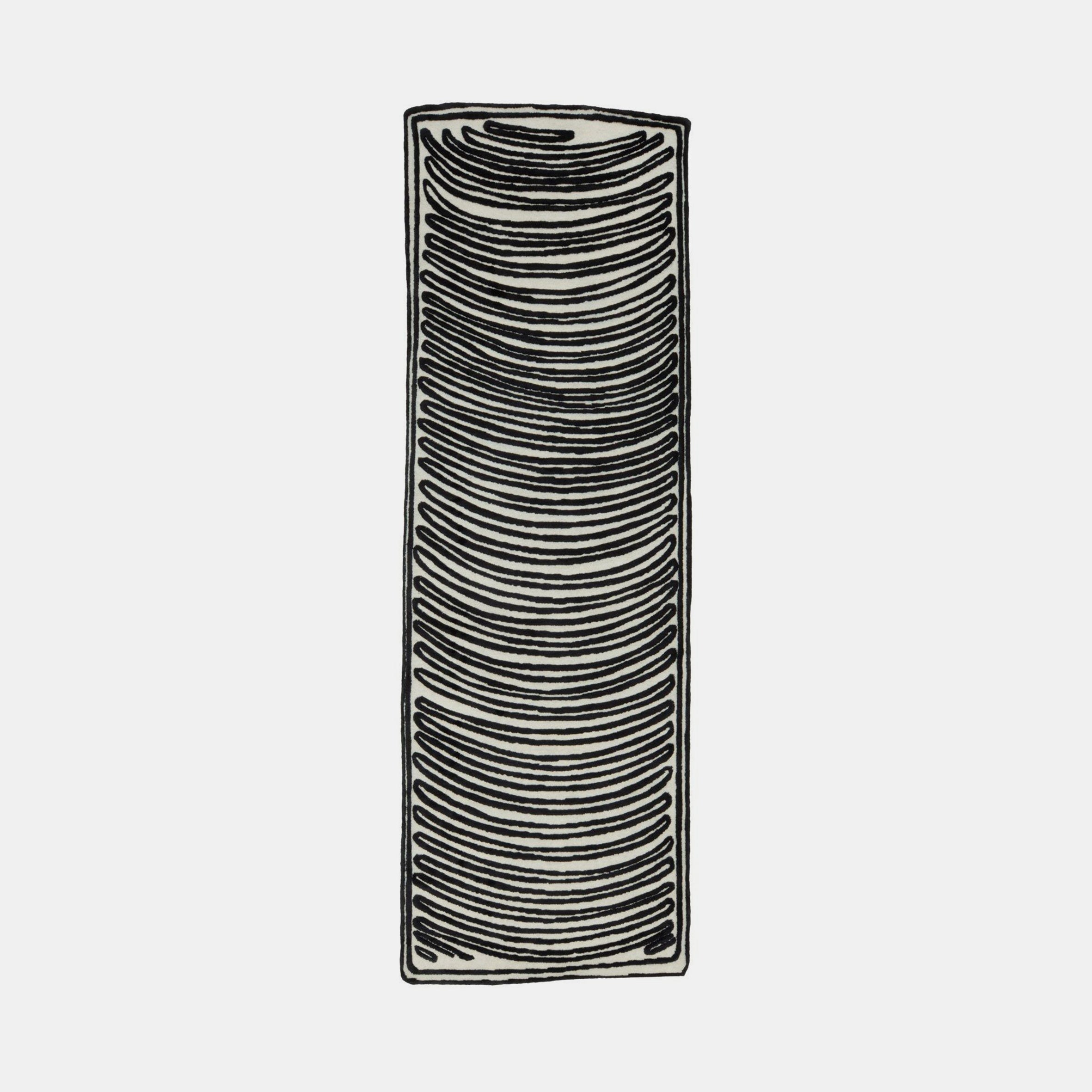 Naïf Crescent Runner