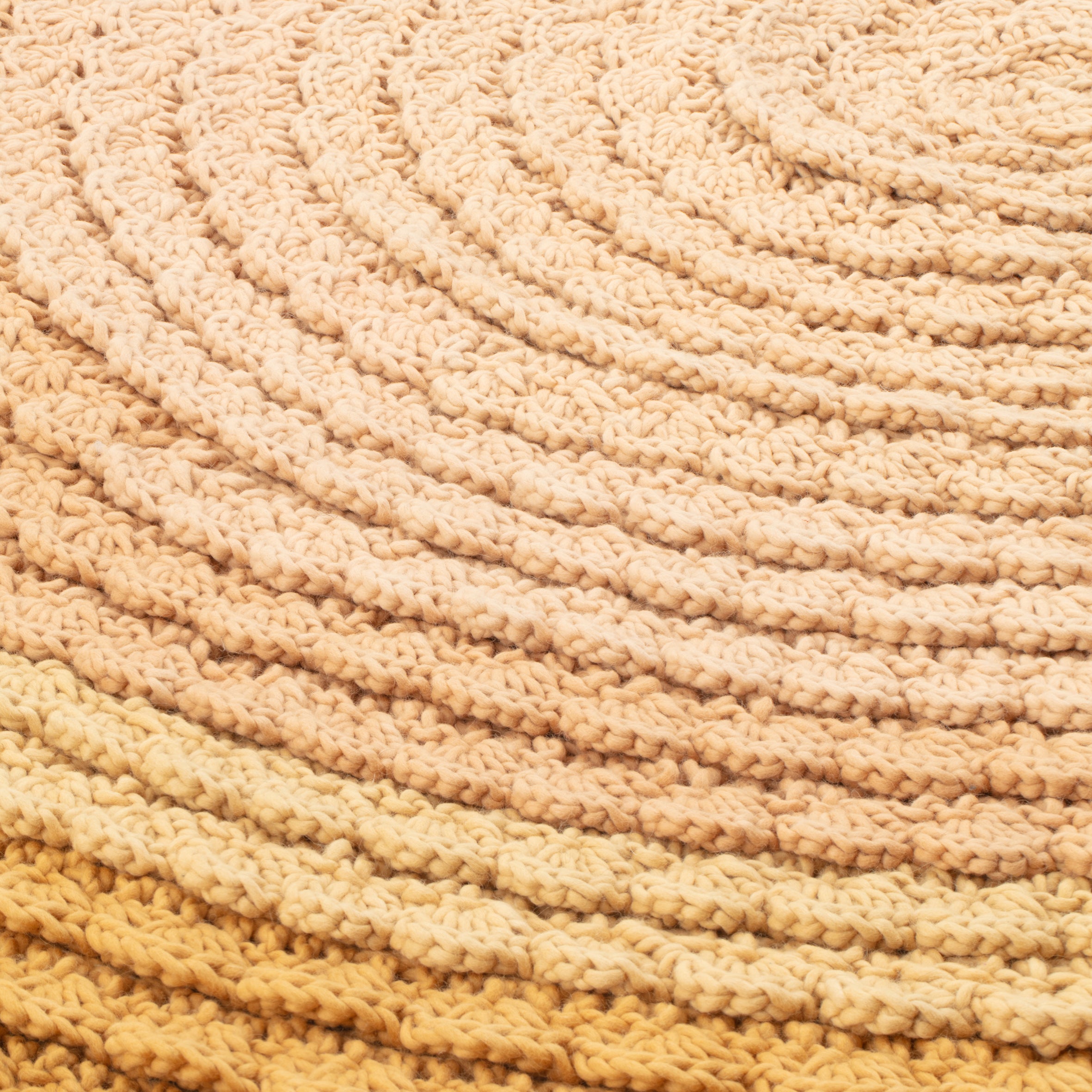 Swirl Round Rug