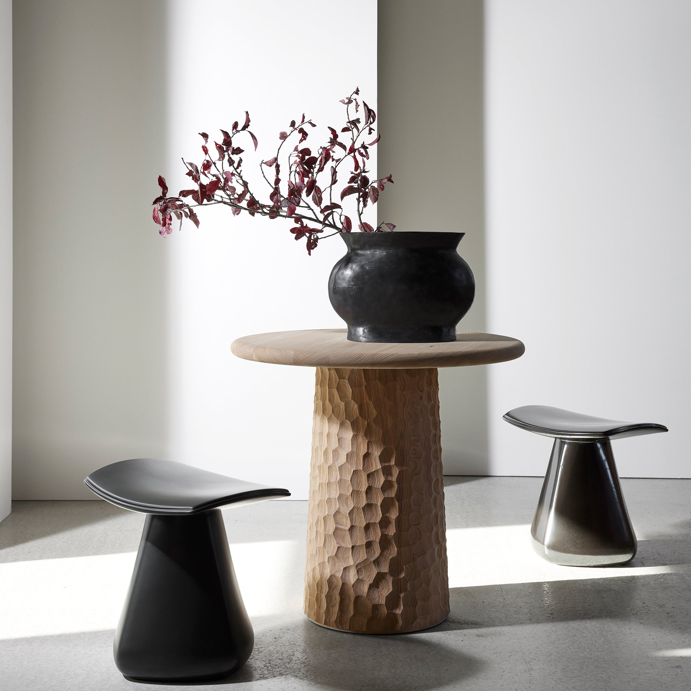 DAM Stool - Black Ceramic
