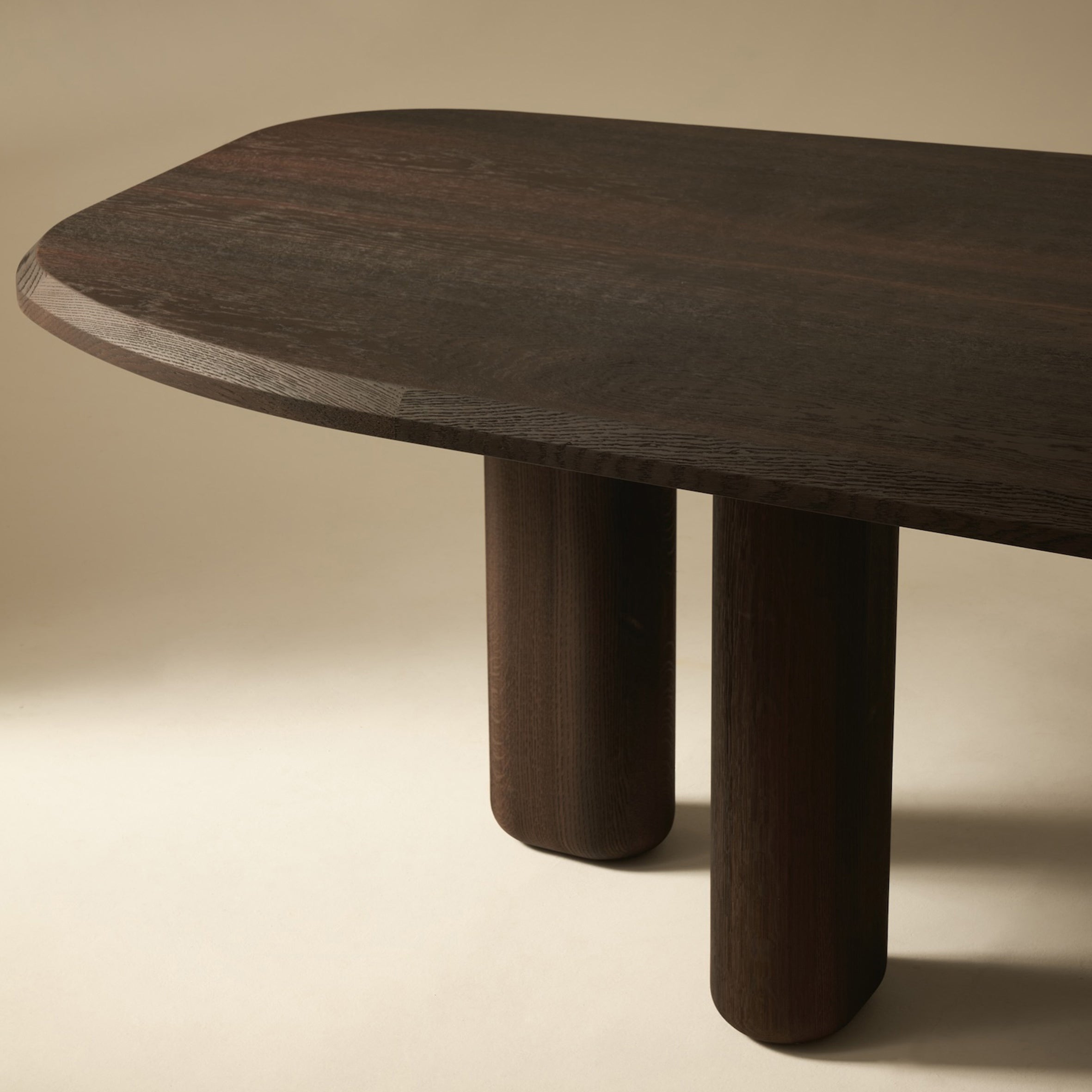 ROUGH Dining Table