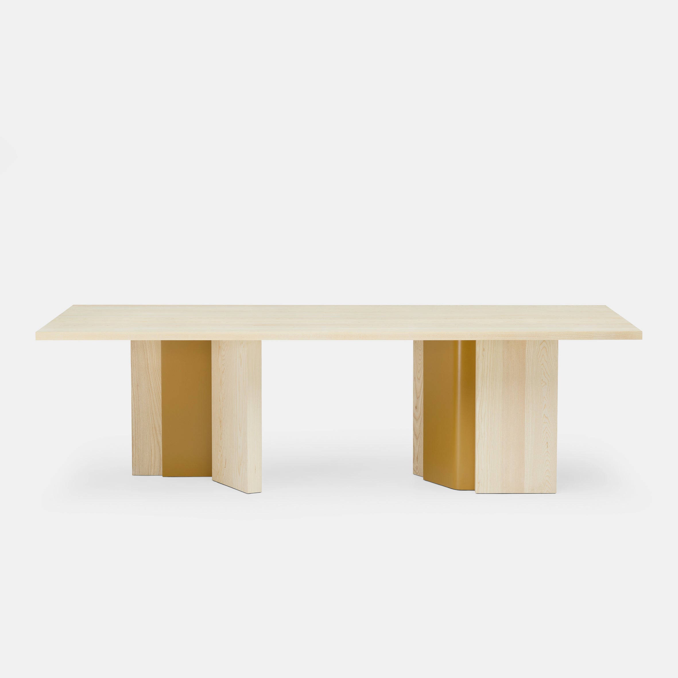 Izar Dining Table