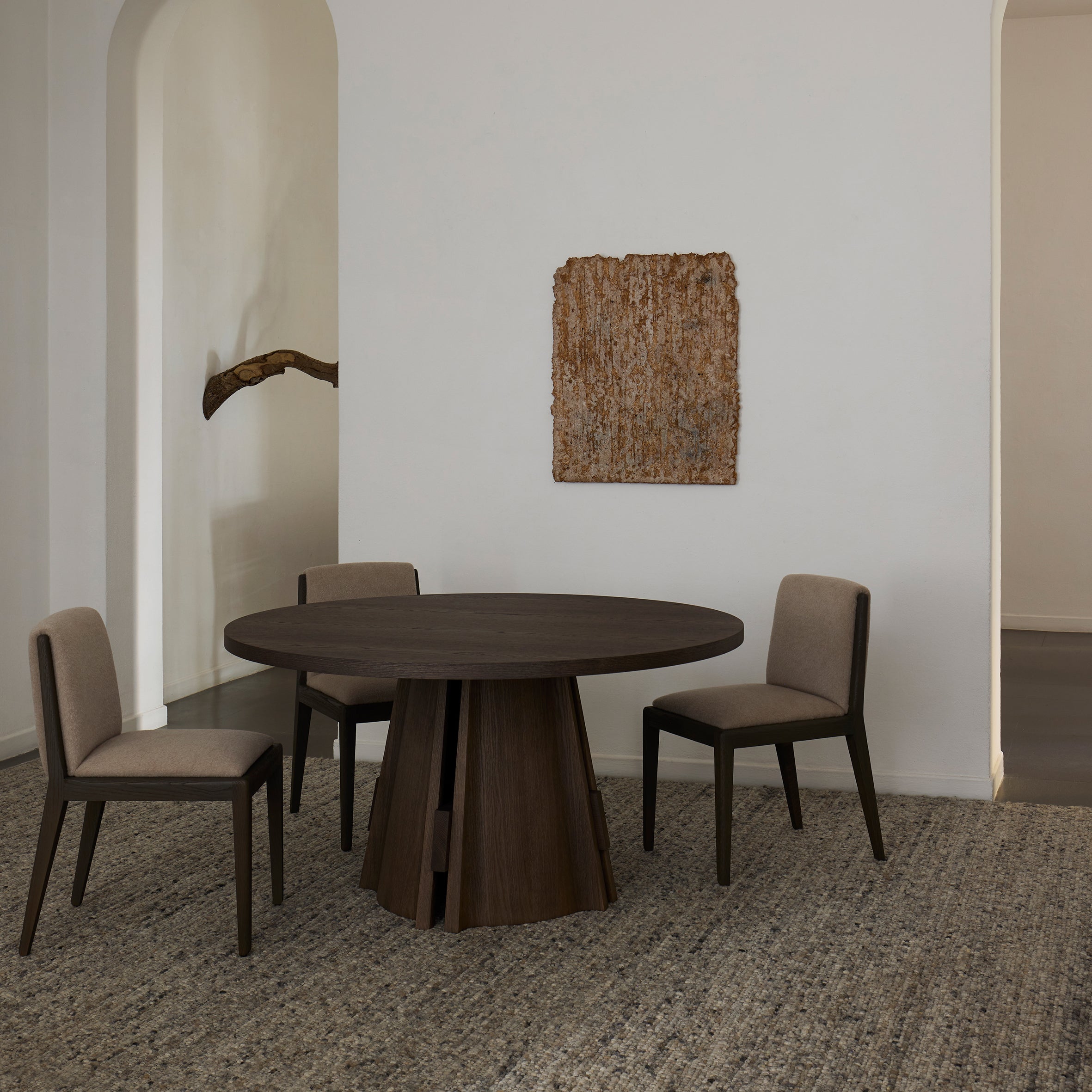 ORI Round Dining Table