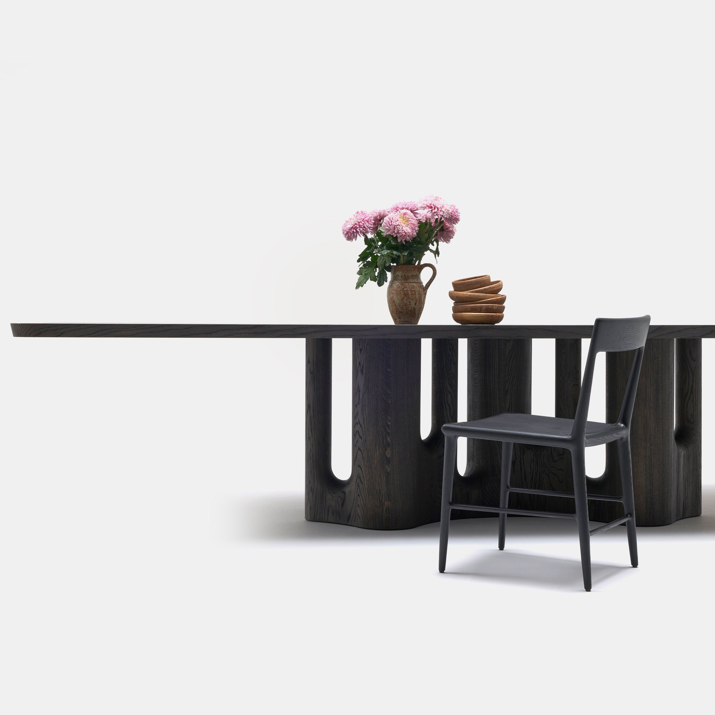 NIN Dining Table