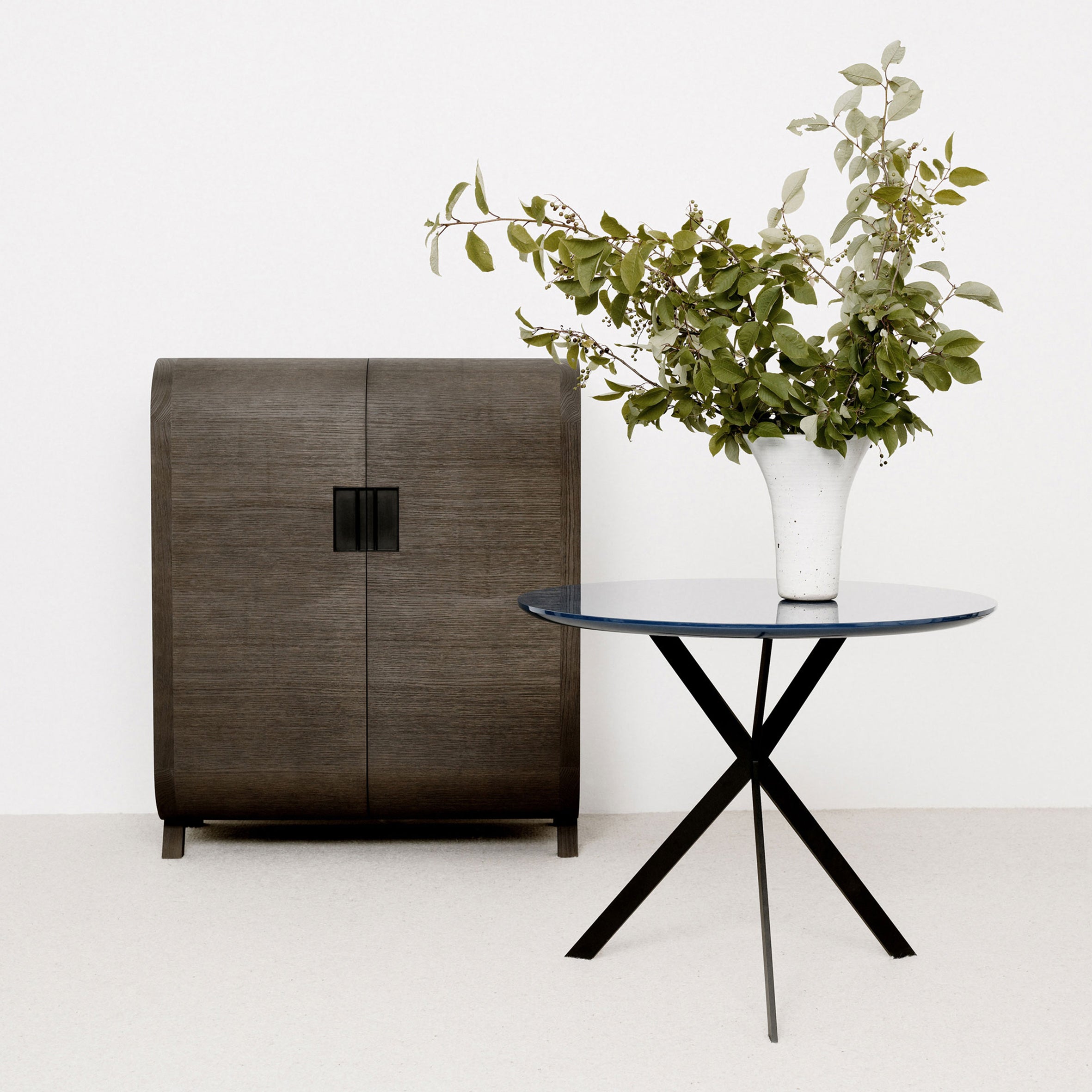 RON Cabinet