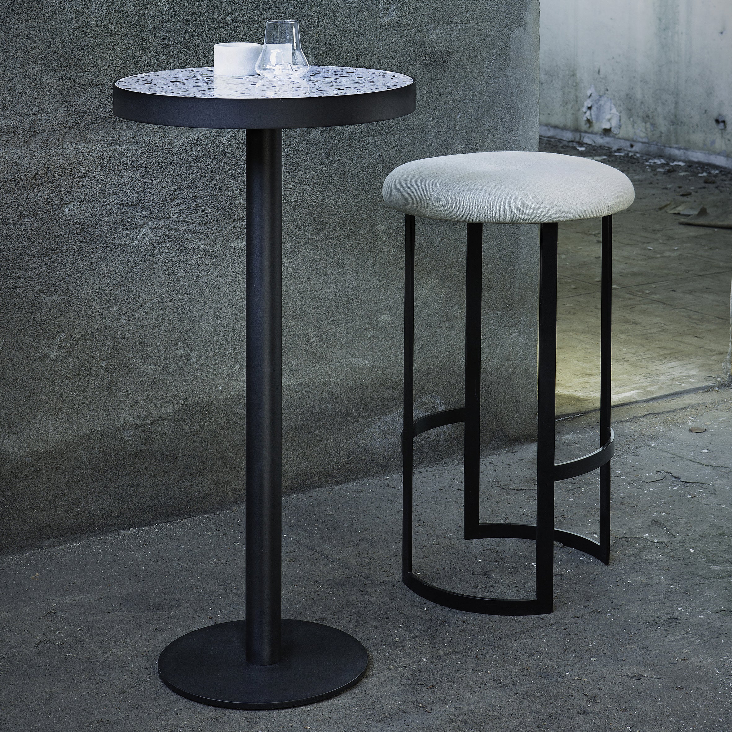 Moon High Stool