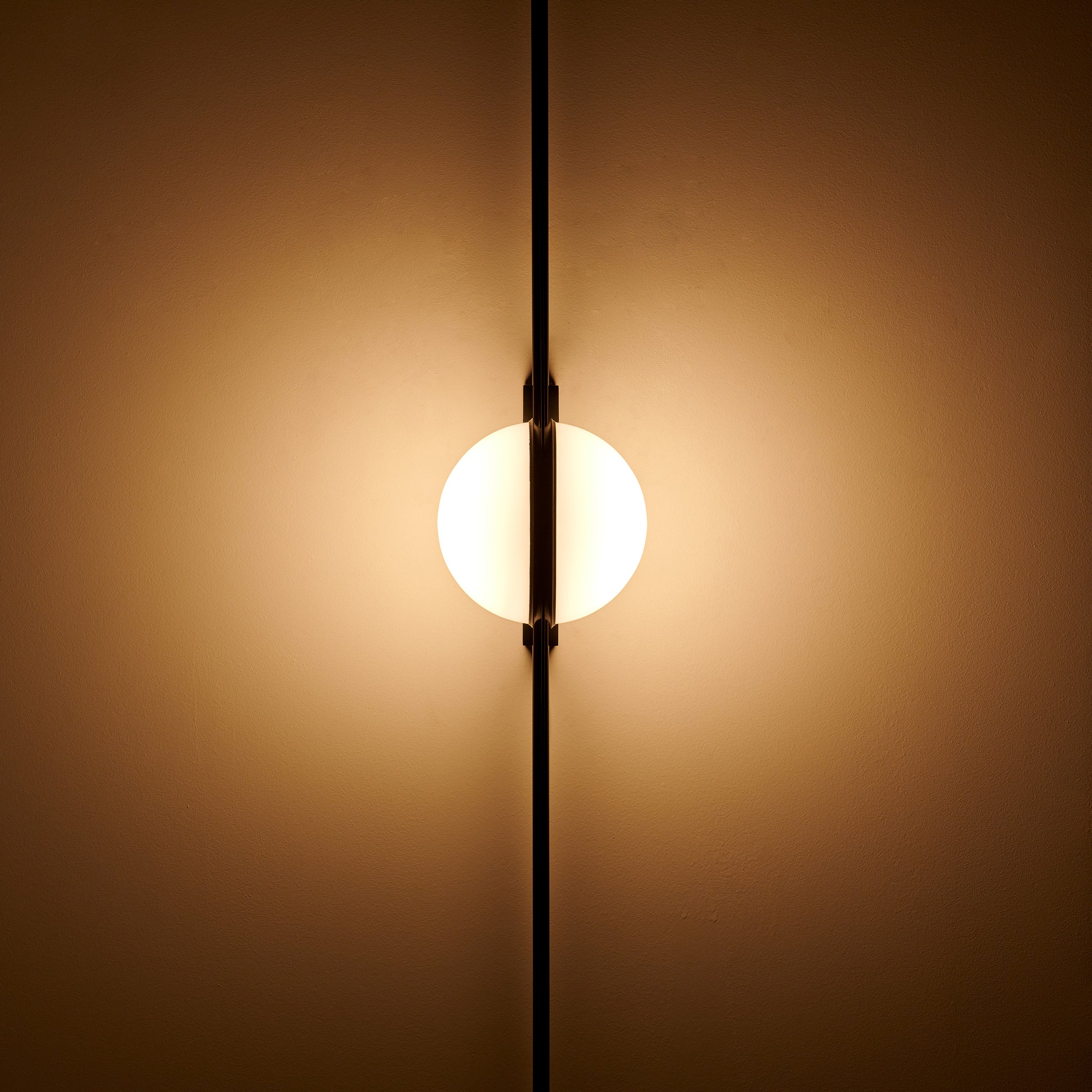 Danseuse Wall Lamp