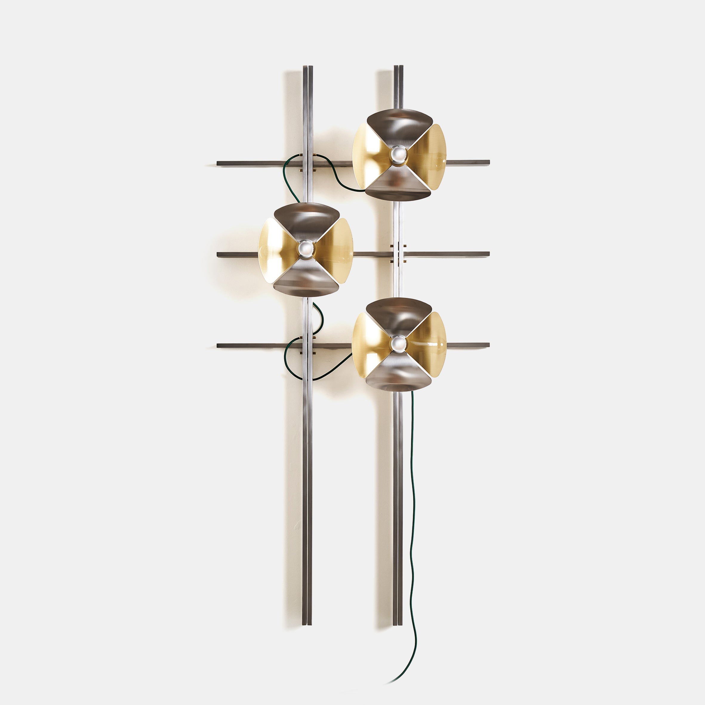 Floralia Wall Lamp
