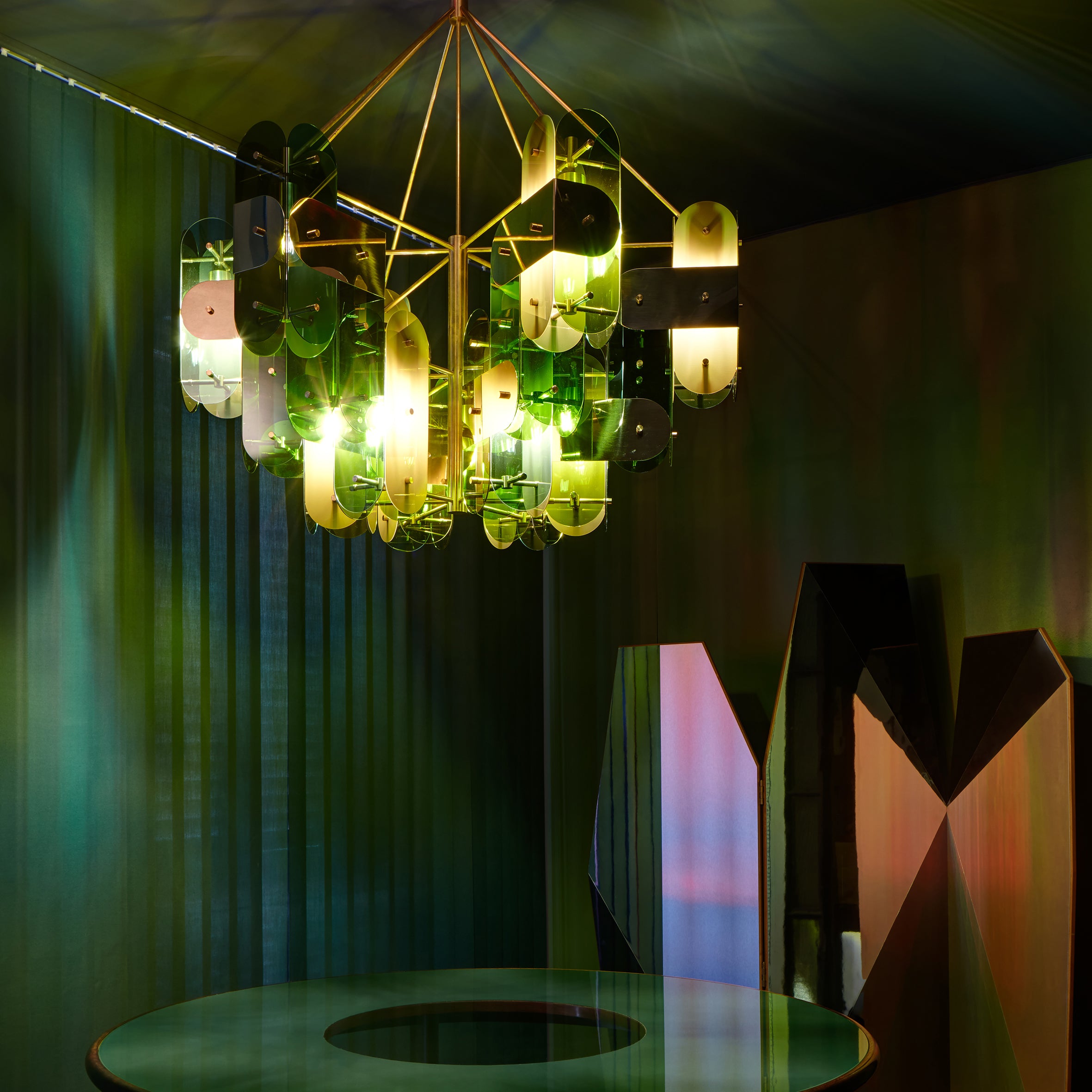 Asta Chandelier