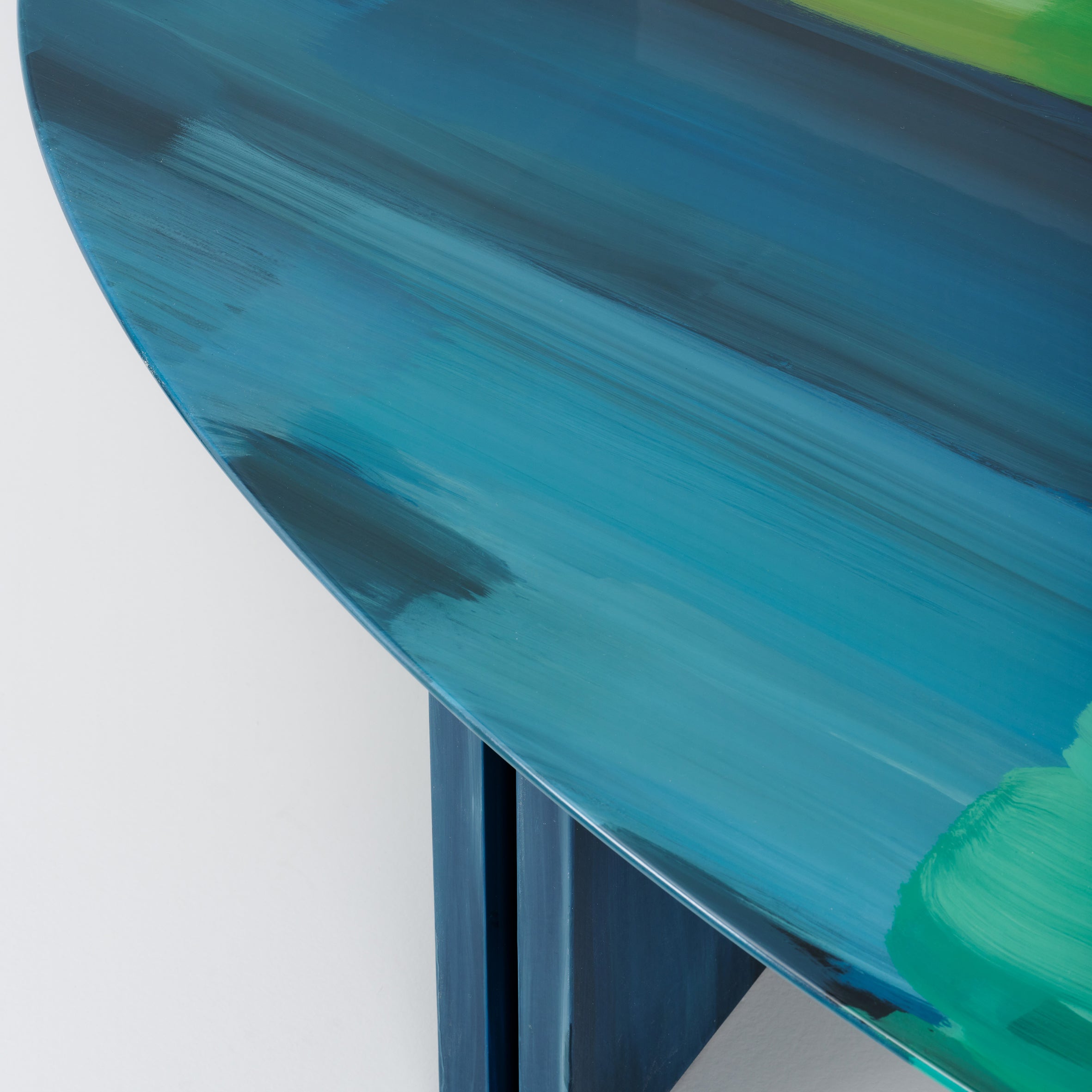 Mensa Elliptical Dining Table