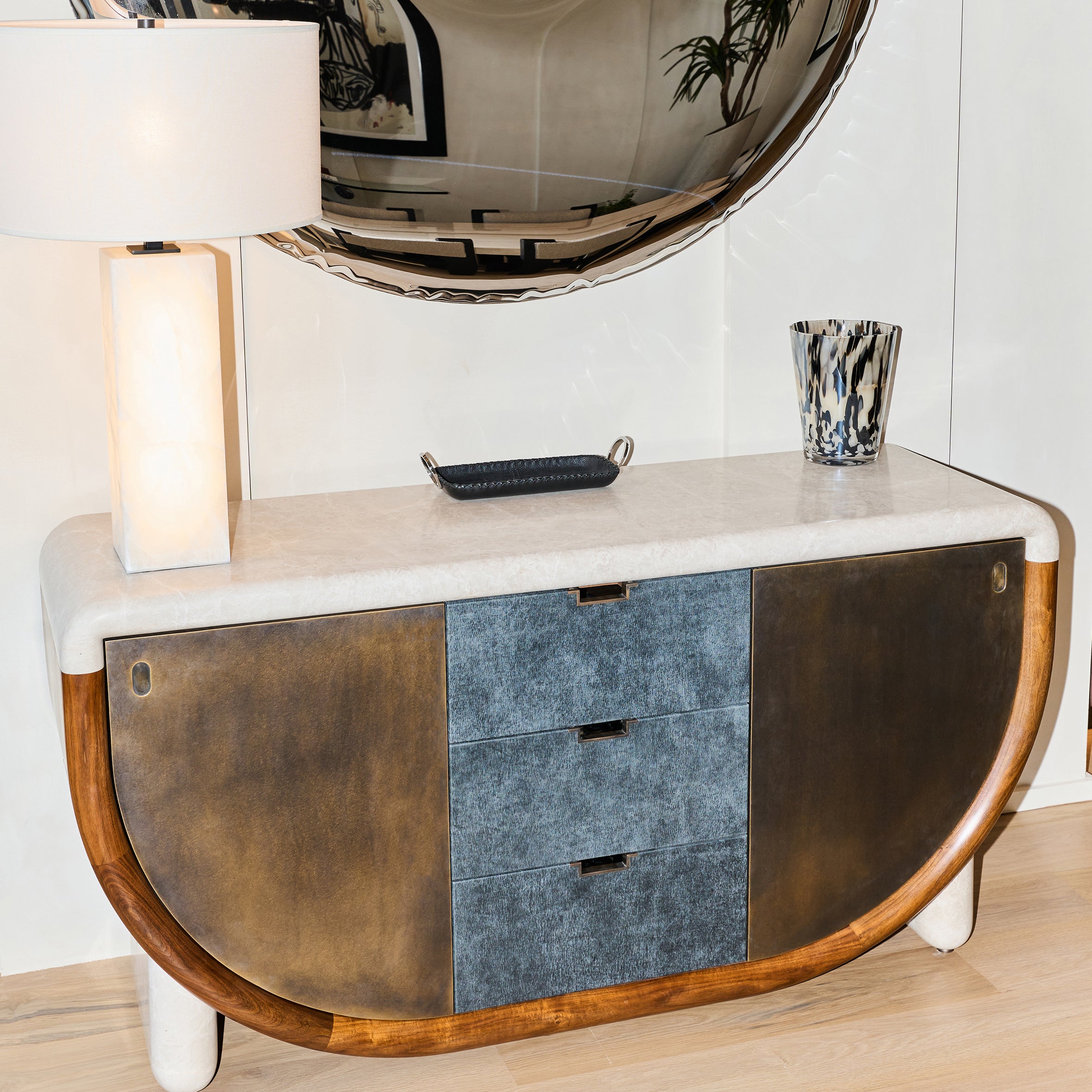 Artic Credenza