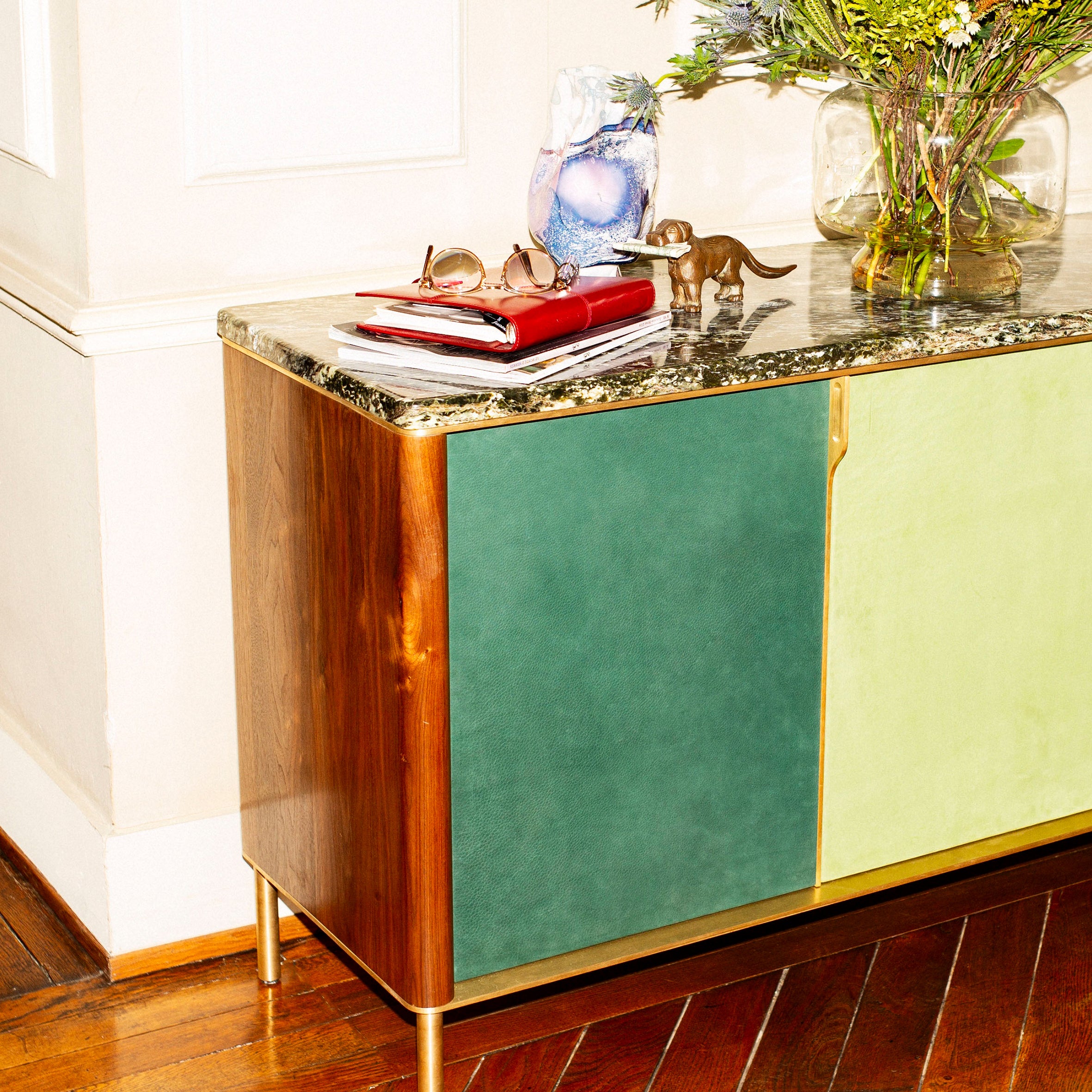 Mara Credenza
