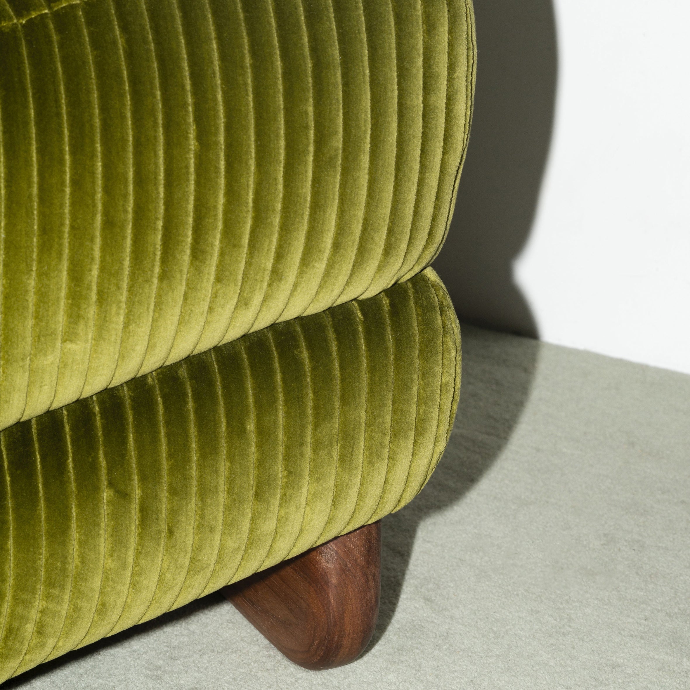 Nead Chair