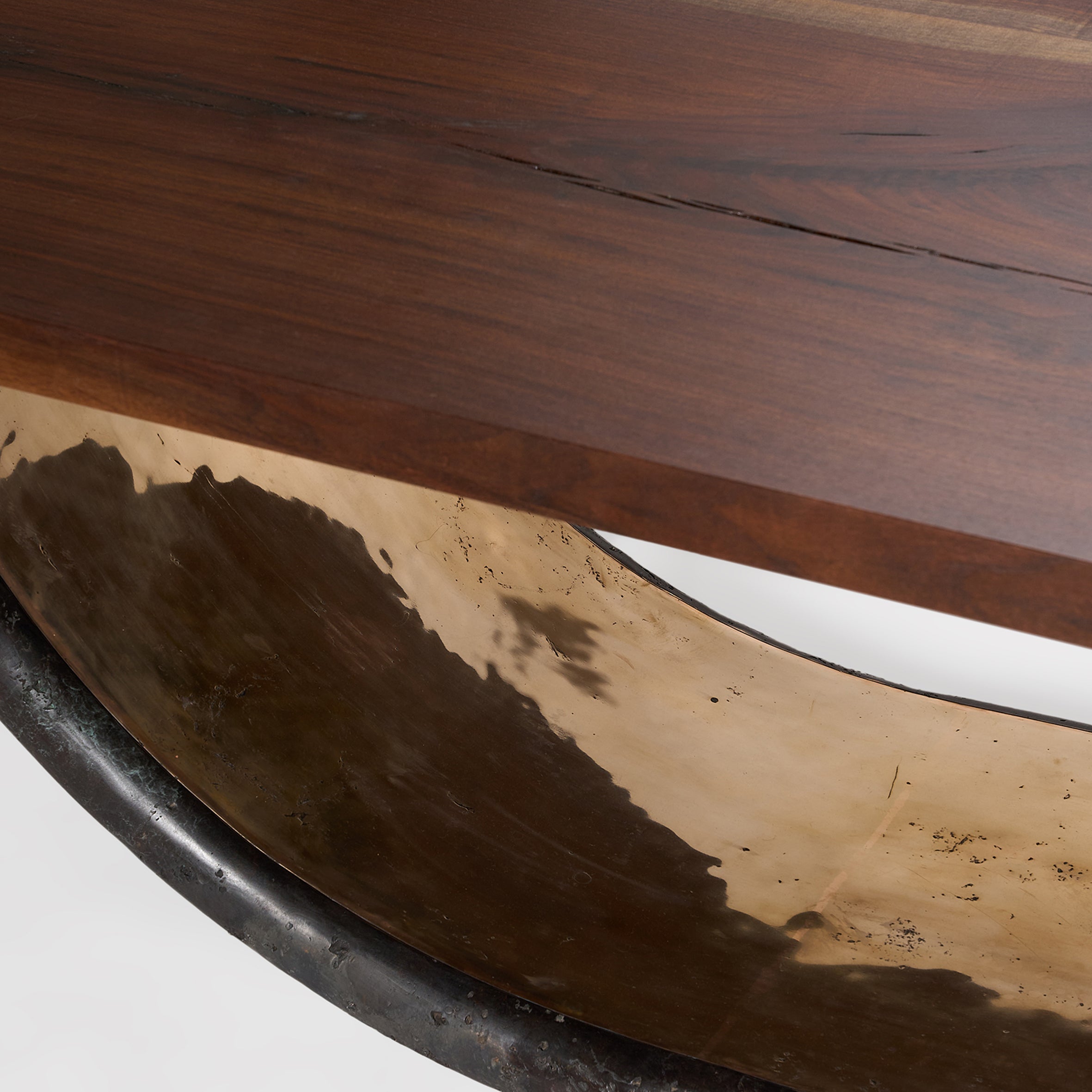 Onze Dining Table
