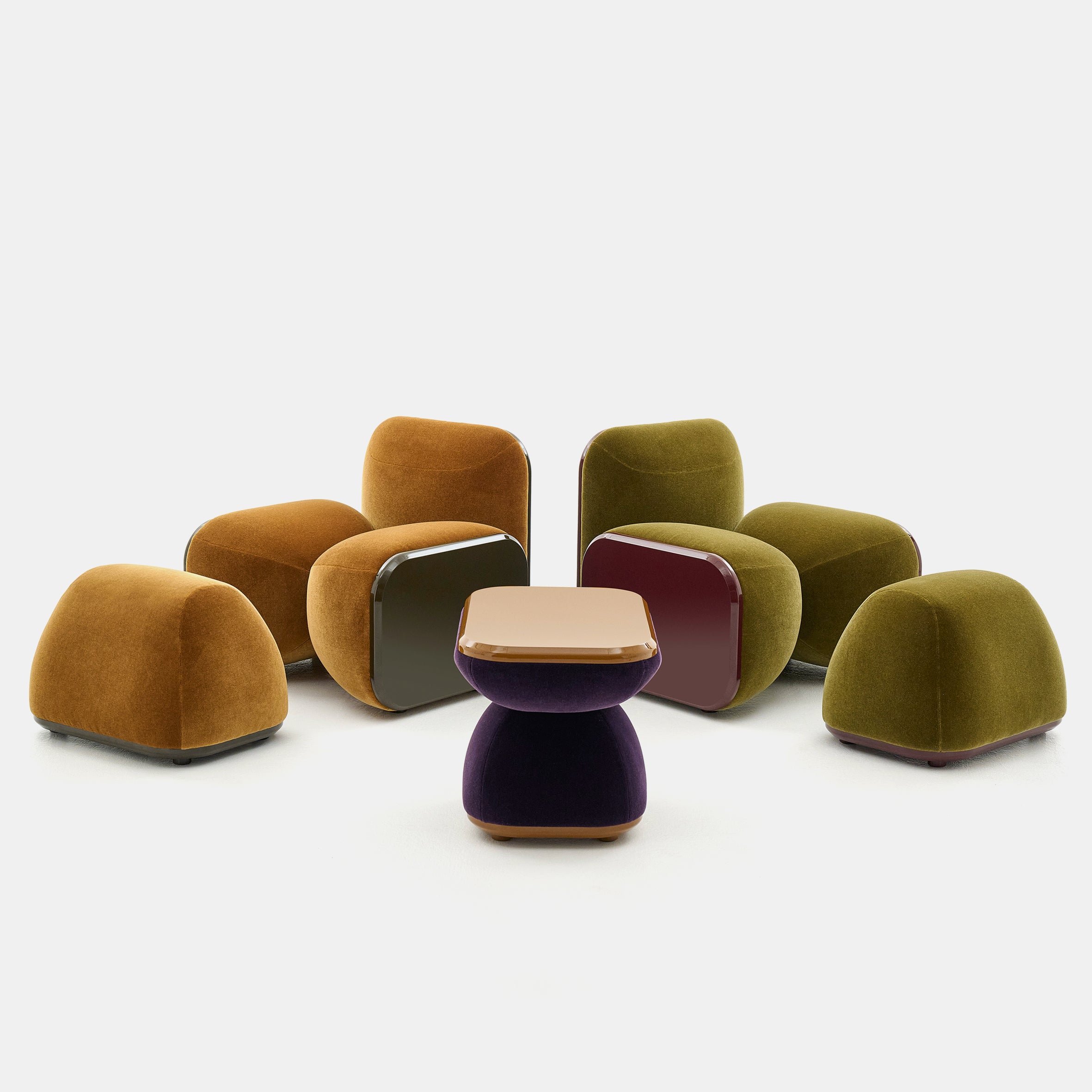 Kiss Ottoman