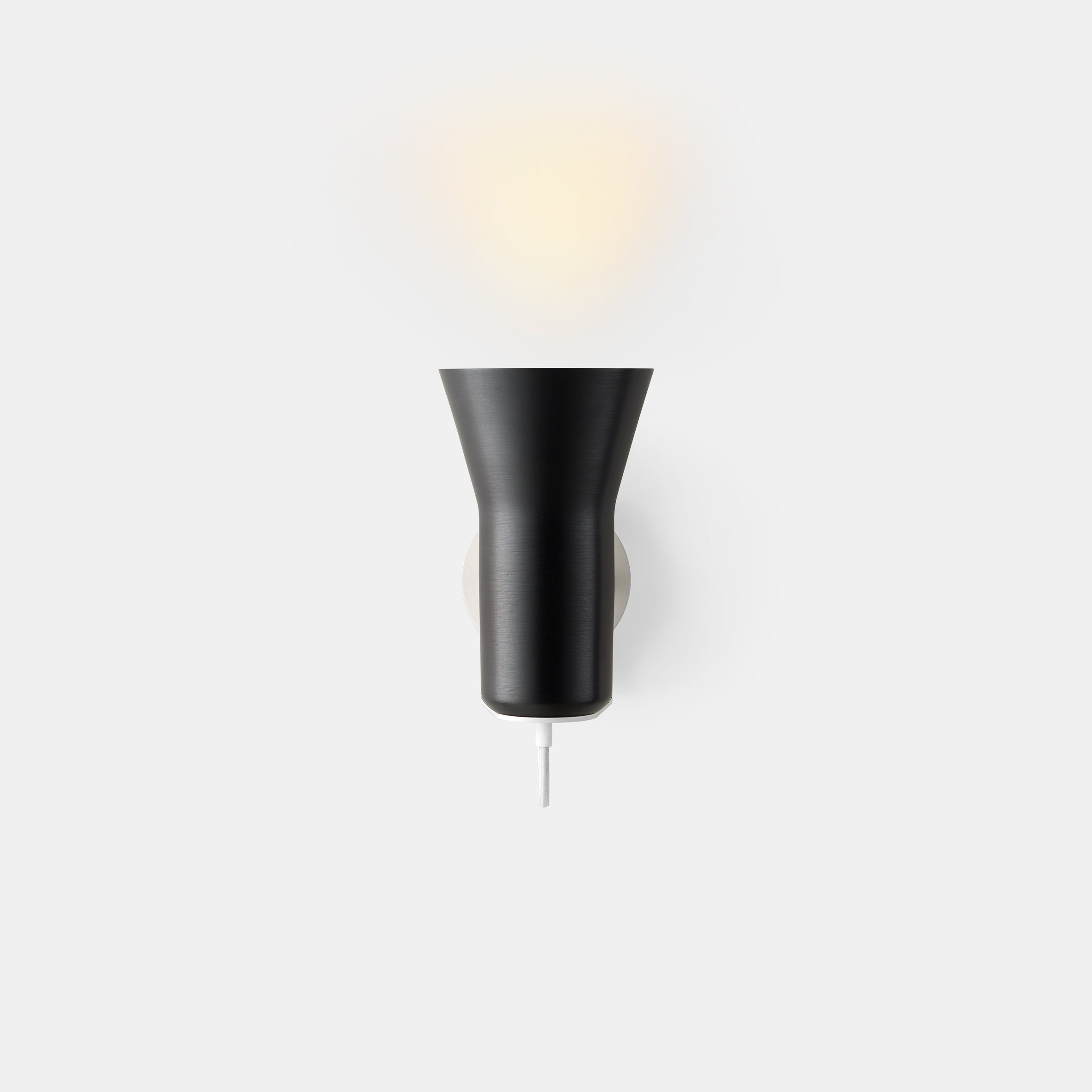 Silhouette Wall Lamp