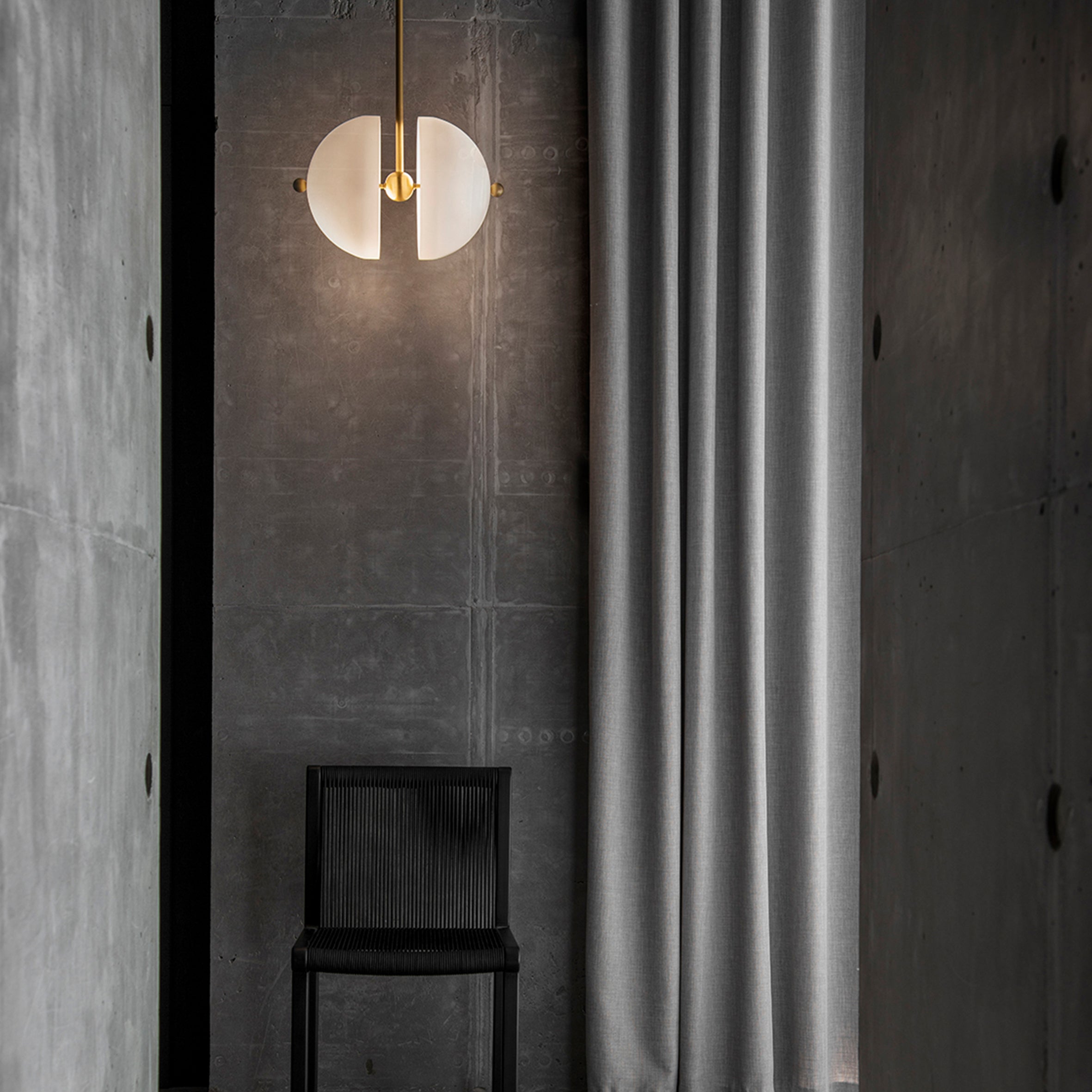 Split Circle Pendant