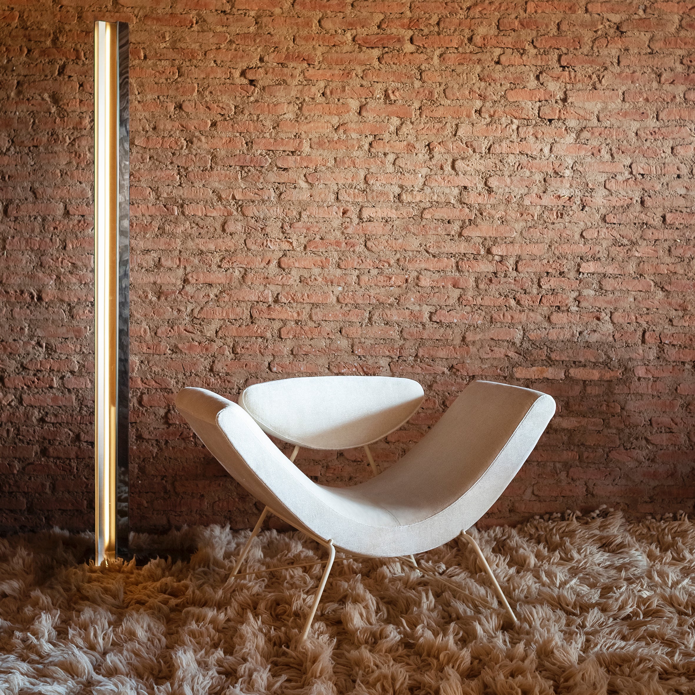 Reversivel Lounge Chair