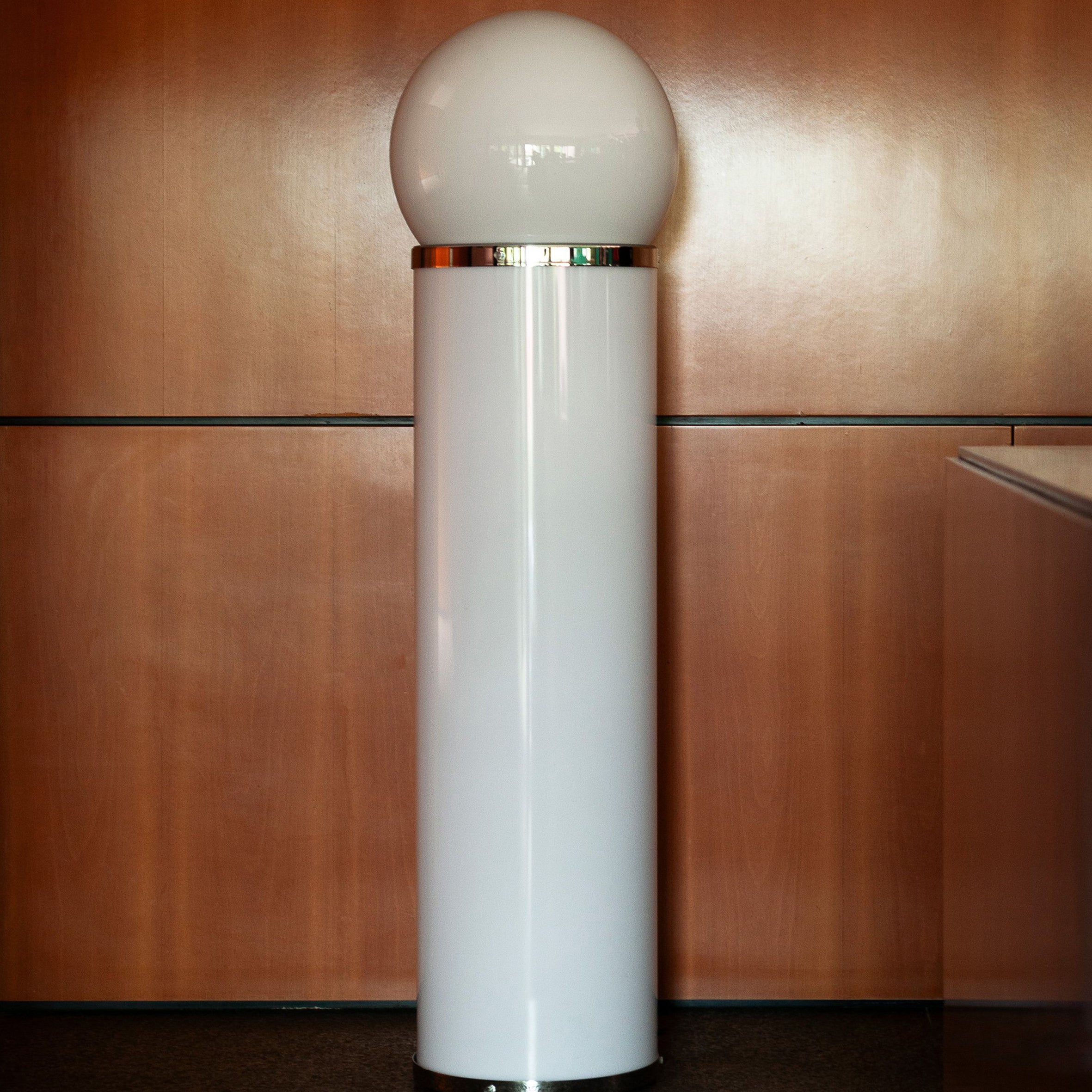 1809 Floor Lamp