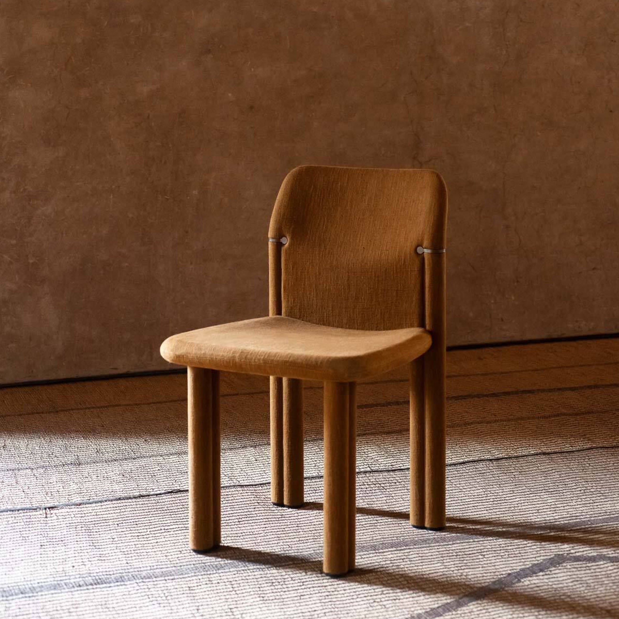 Sempronia Chair