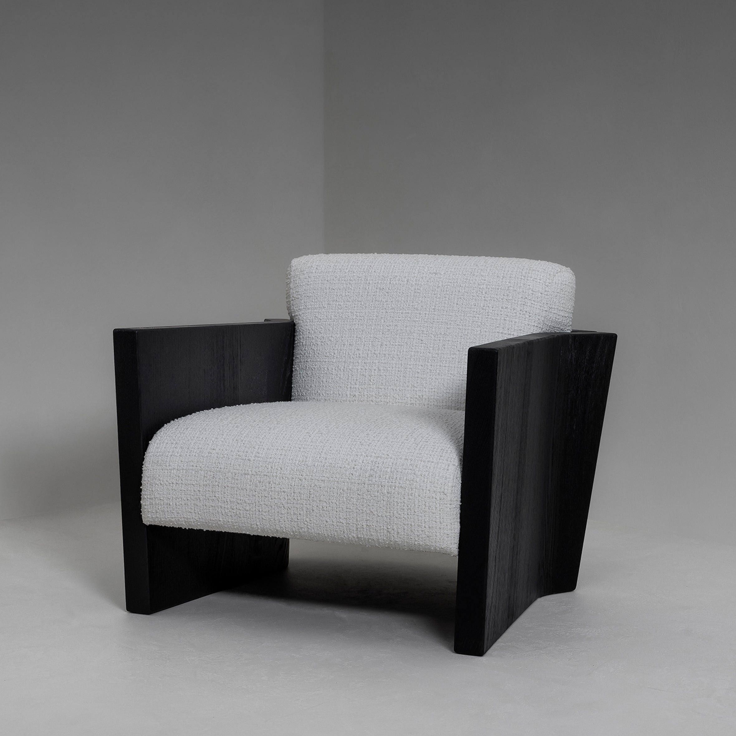 Jak Armchair