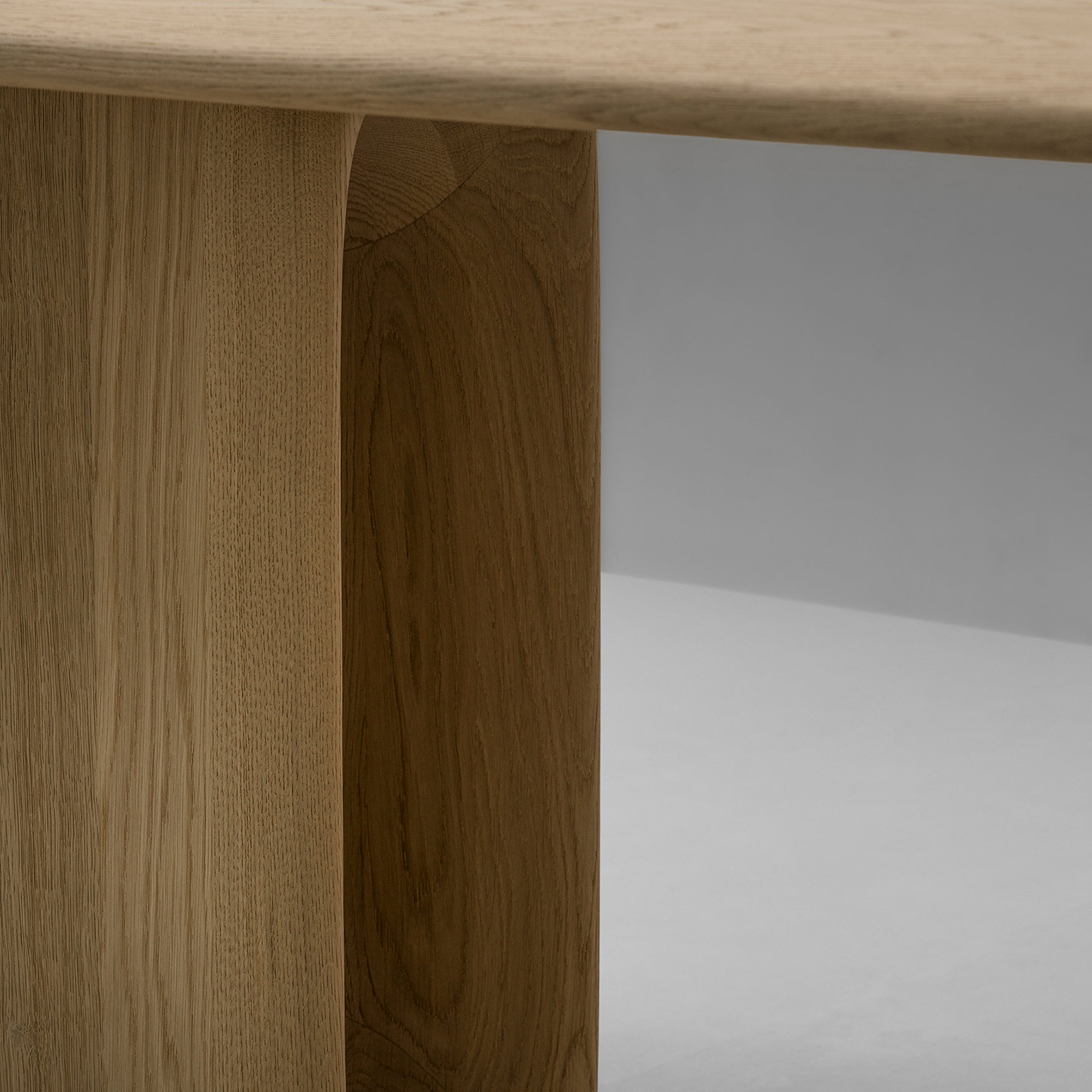 Patine Dining Table